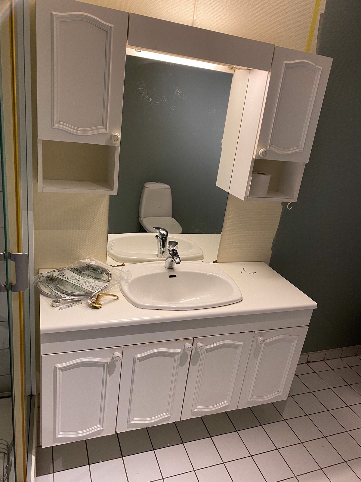 Denne bade-innredningen er skiftet etter at bildet ble tatt. Galleribilde