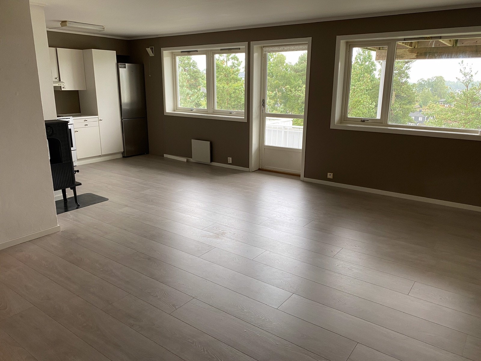 Stort oppholdsrom - stue/kjøkken Galleribilde