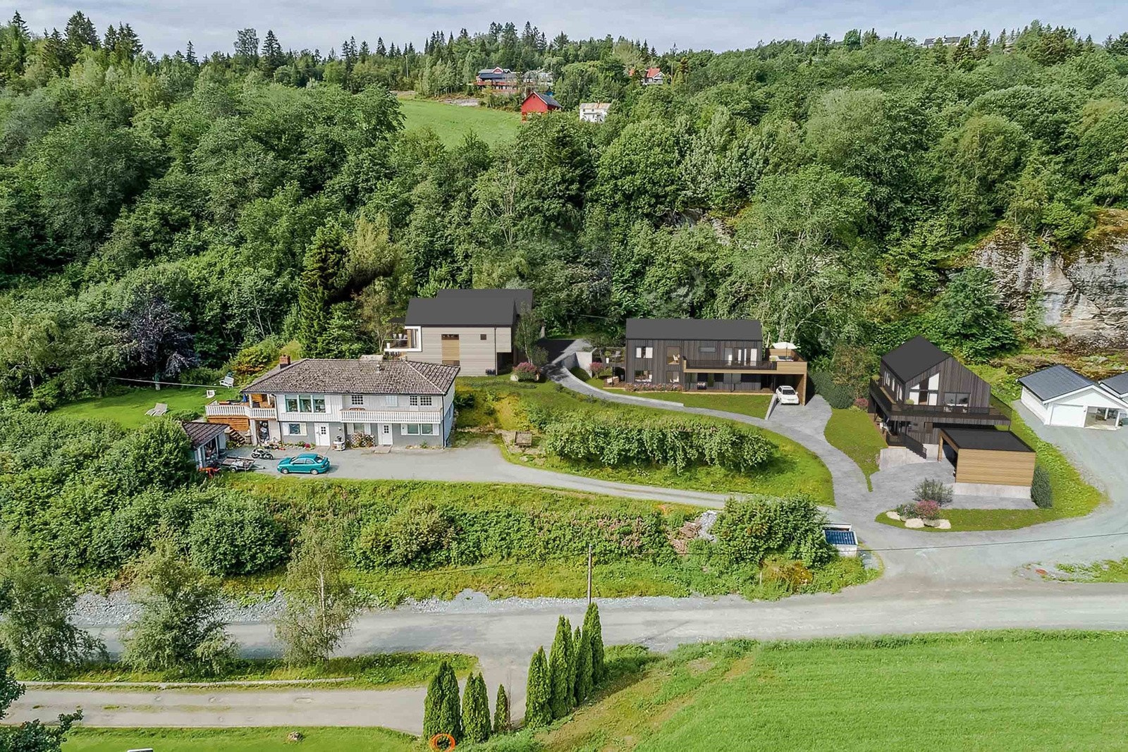 Fra boligene er det kort vei til de fleste fasiliteter man trenger i hverdagen, og umiddelbar nærhet til flotte turområder Galleribilde