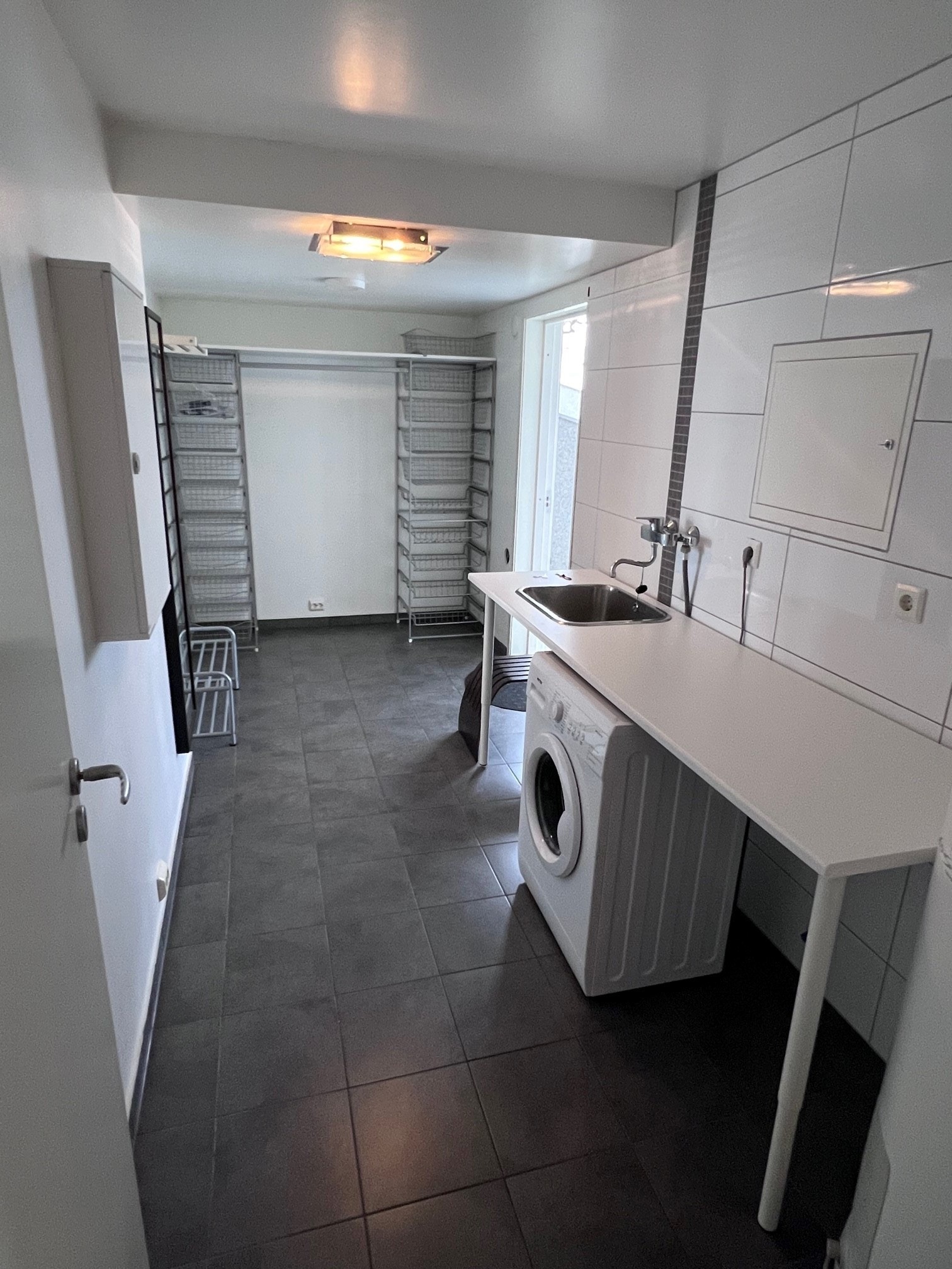 Inngang/vaskerom Galleribilde