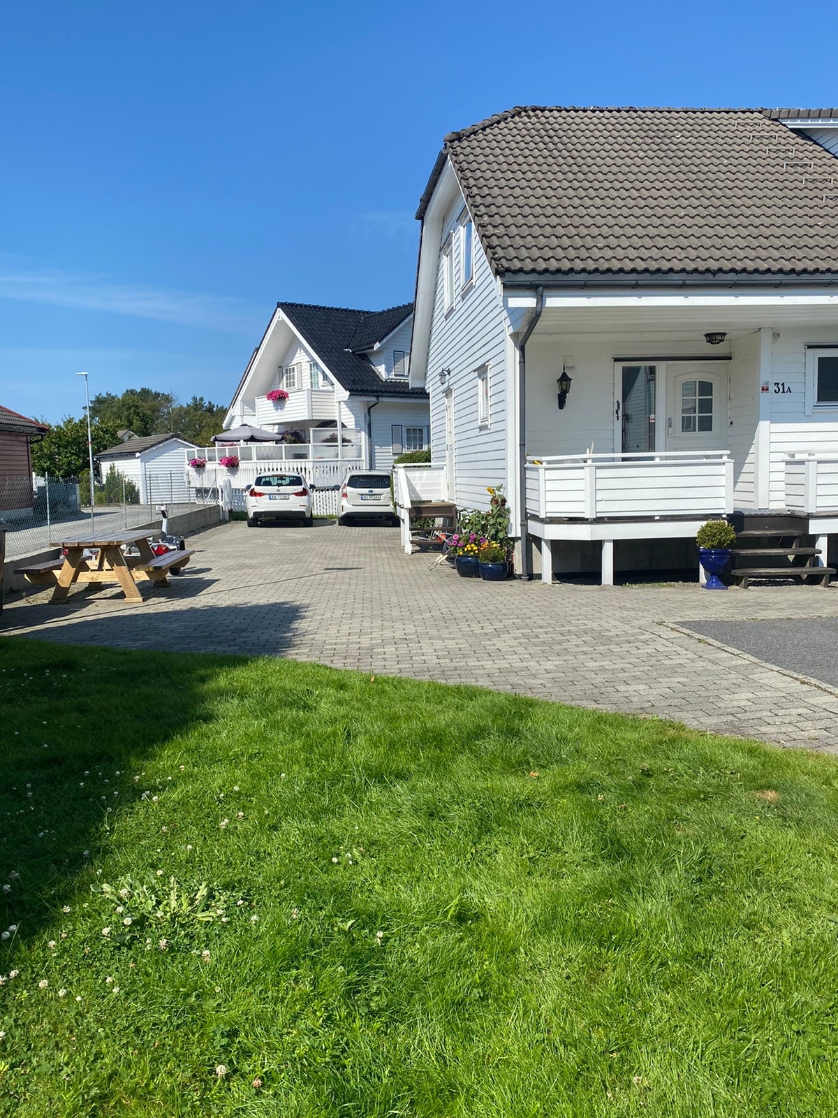 Det avsettes egen parkeringsplass på egen tomt til leietaker Galleribilde