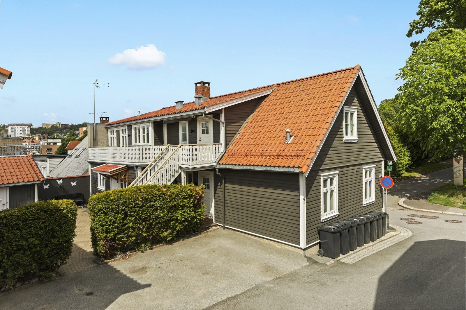 Egen parkeringsplass medfølger. Foto: Tore Blindheim Galleribilde