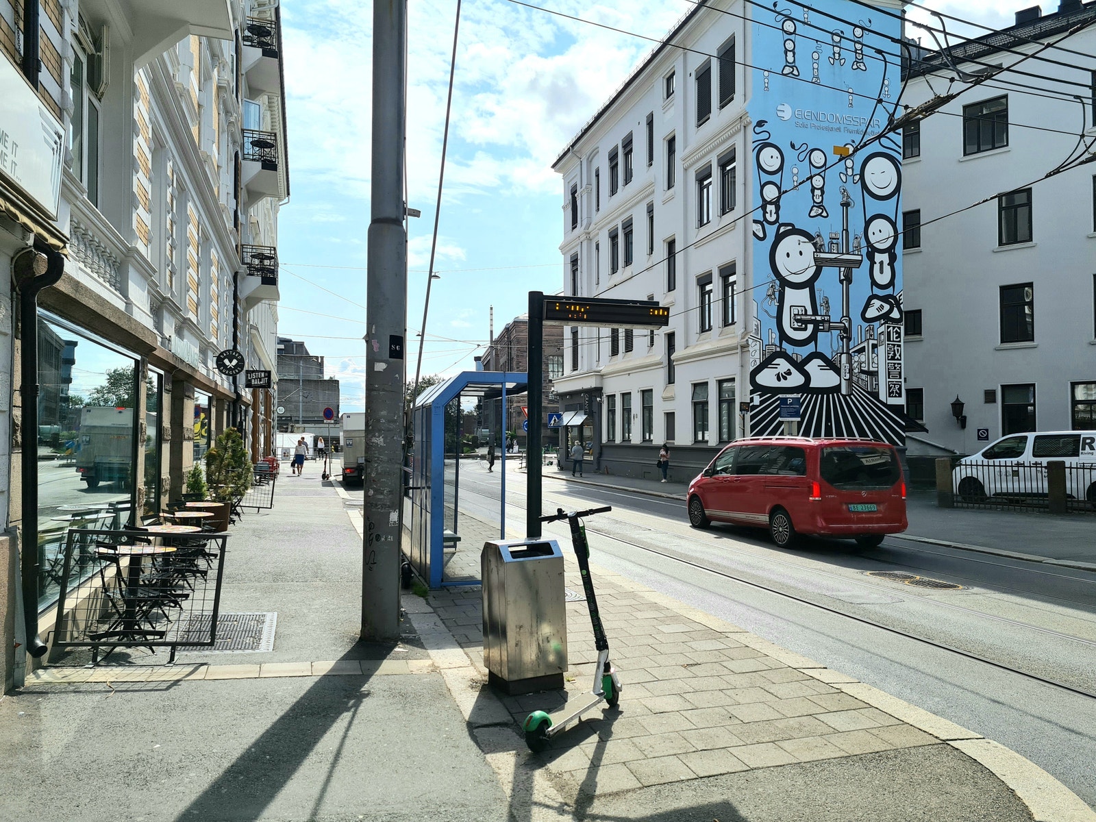 Bilde av gaten uten for porten Galleribilde