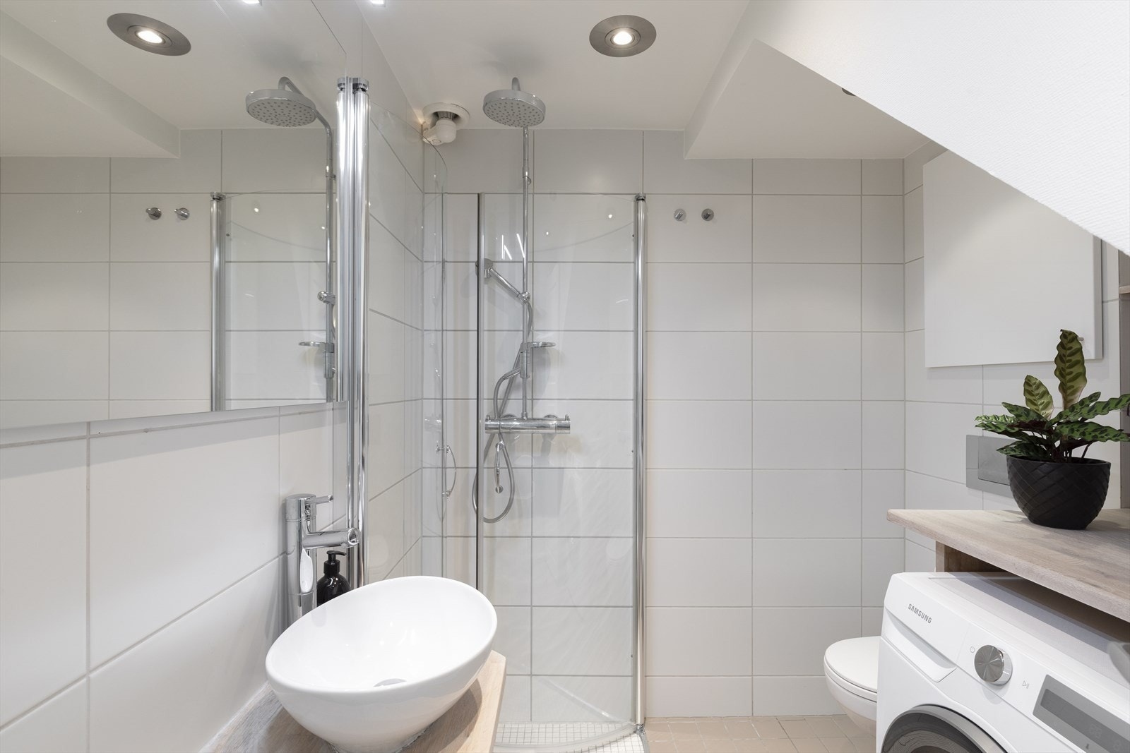 Bad 1. etg Galleribilde