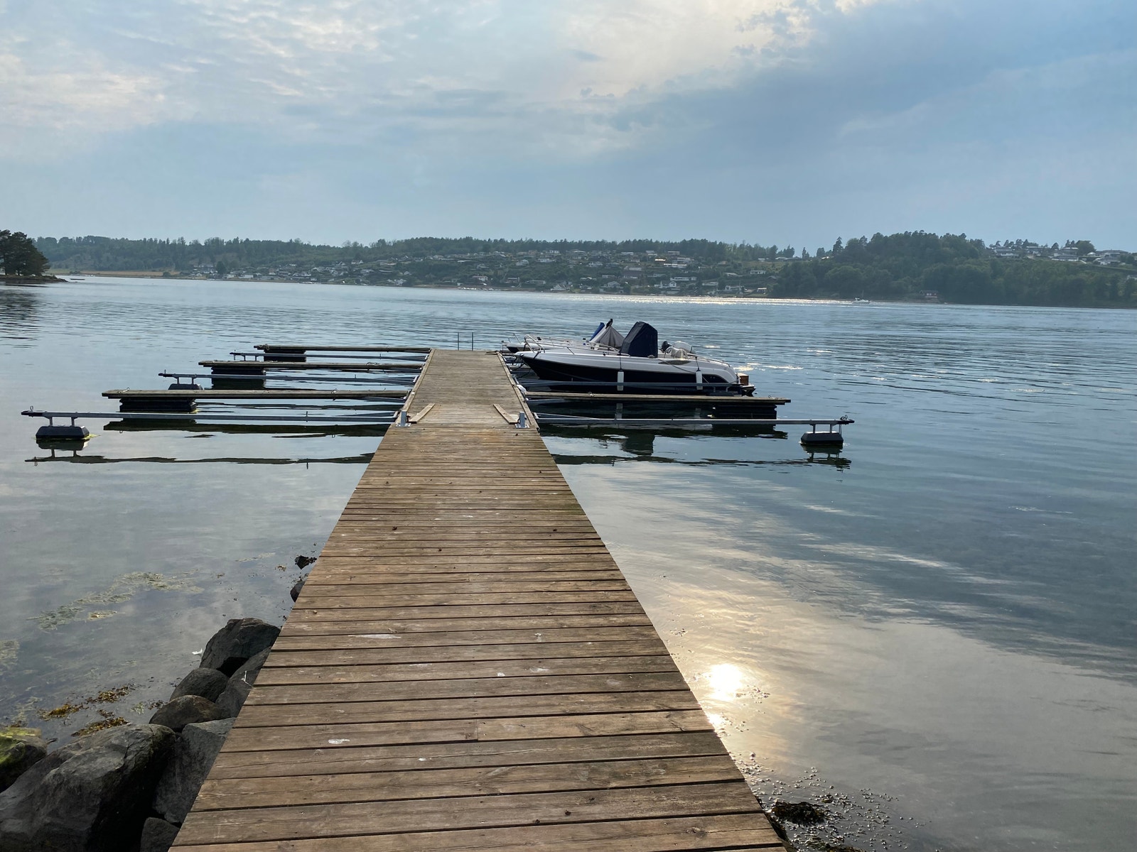 Brygge, mulighet for leie av båtplass Galleribilde