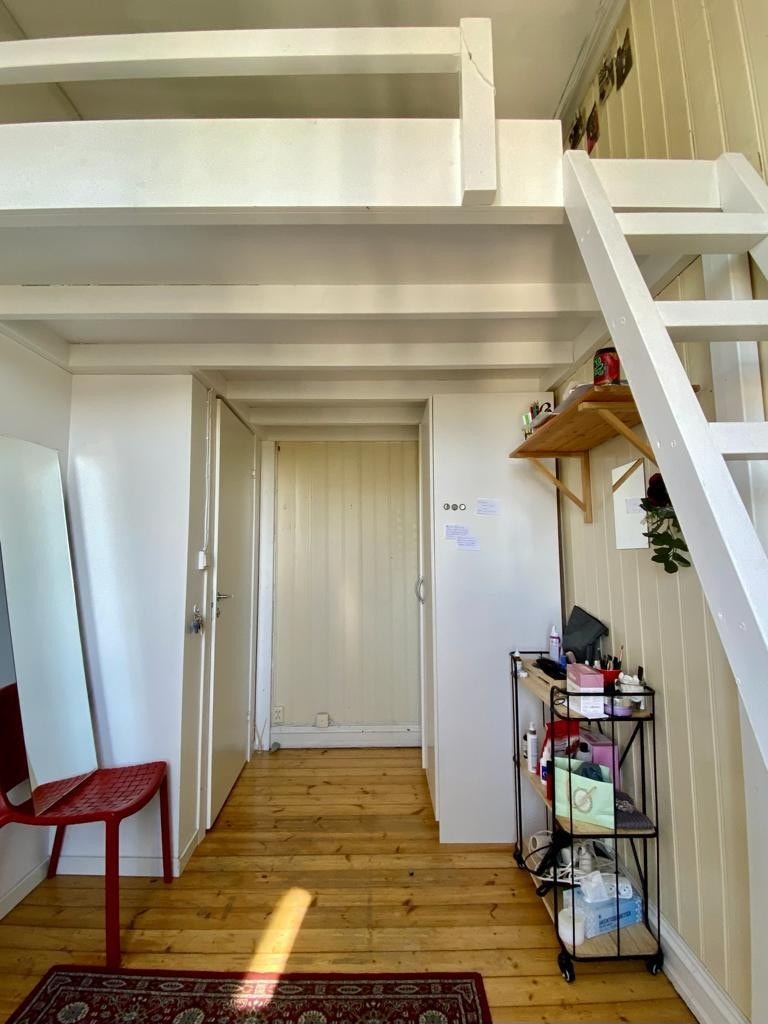 Rom nr 1 ledig Galleribilde