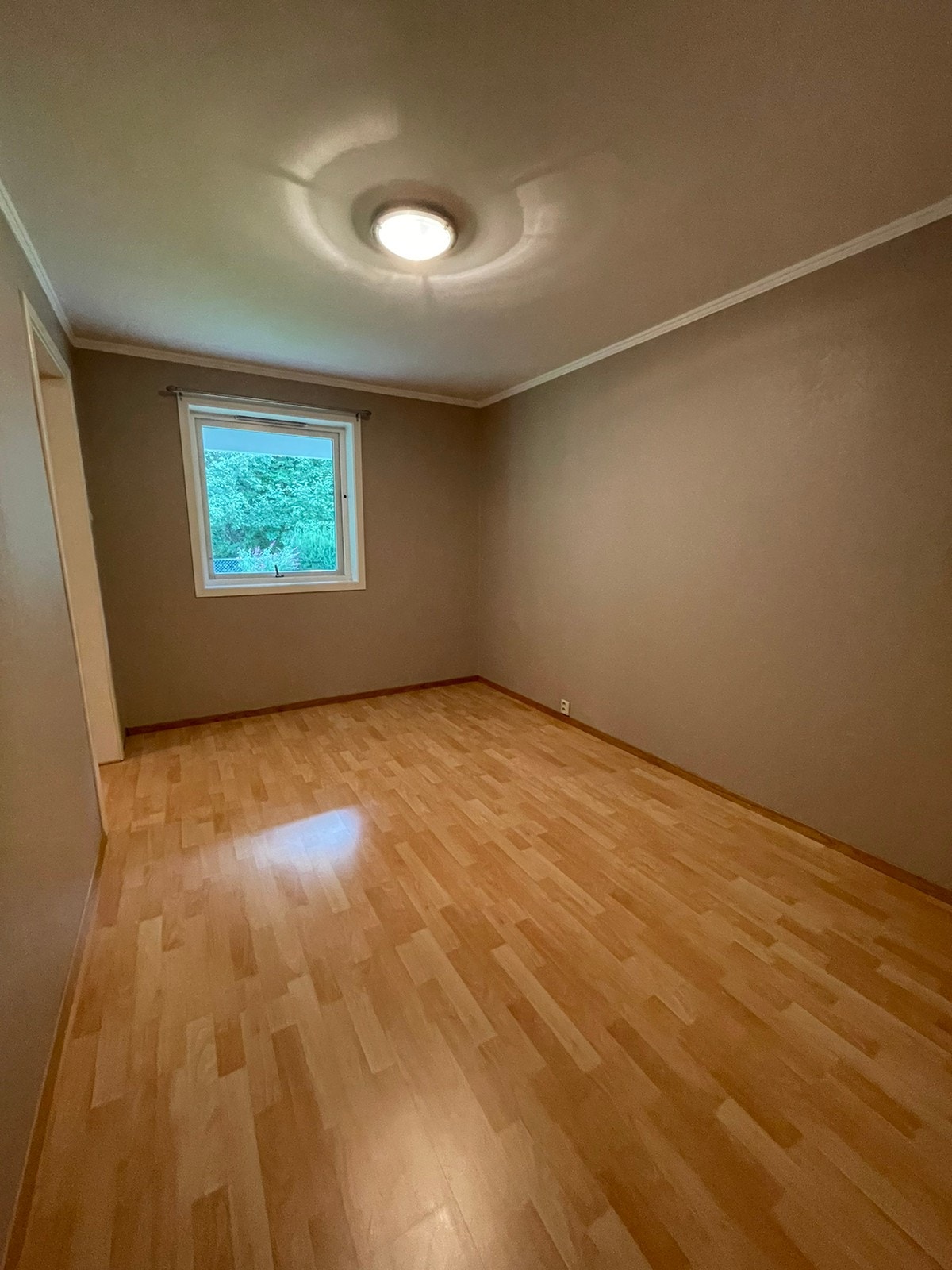 God plass til dobbelseng Galleribilde