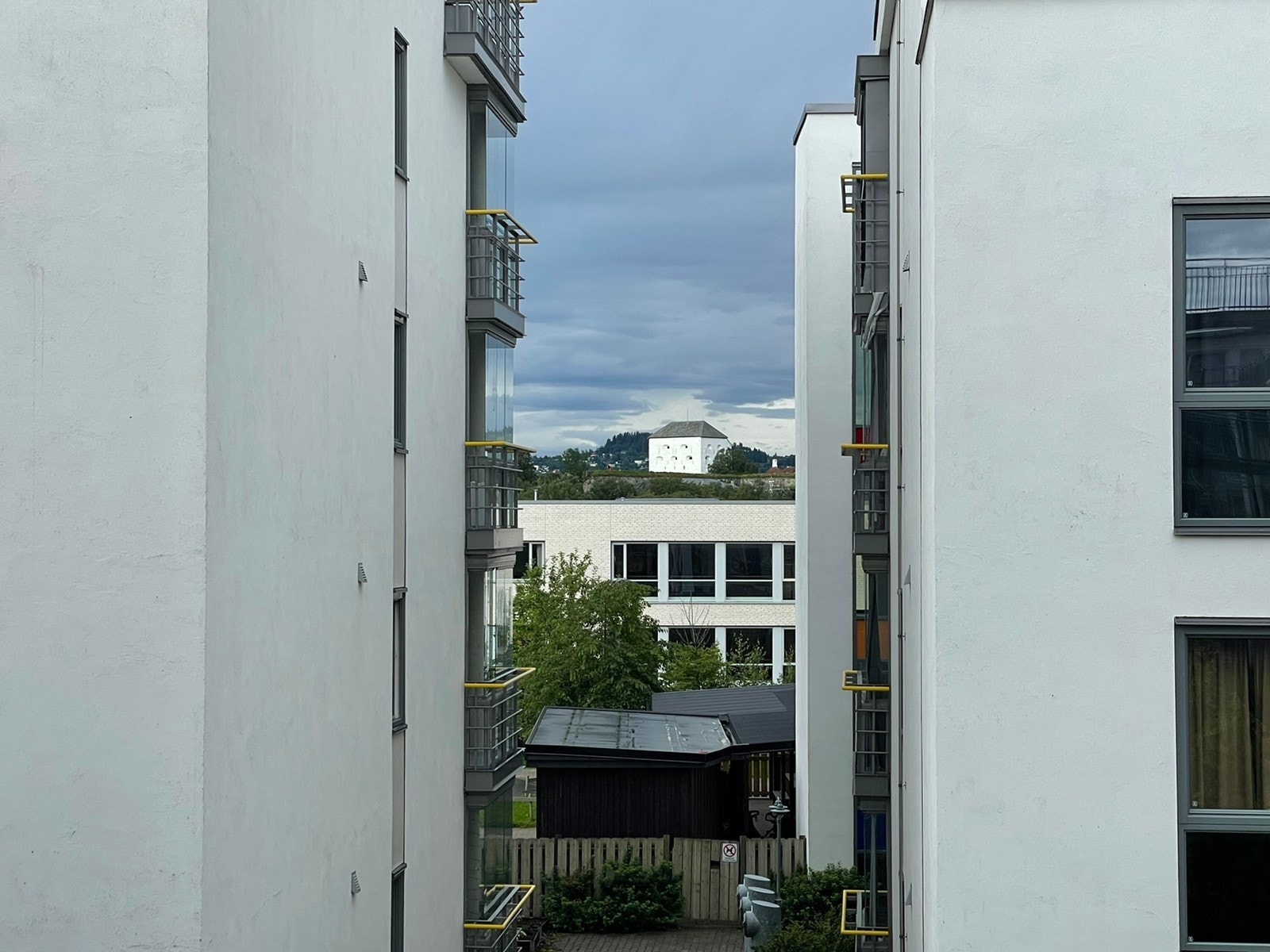 Utsikt mot Festningen Galleribilde