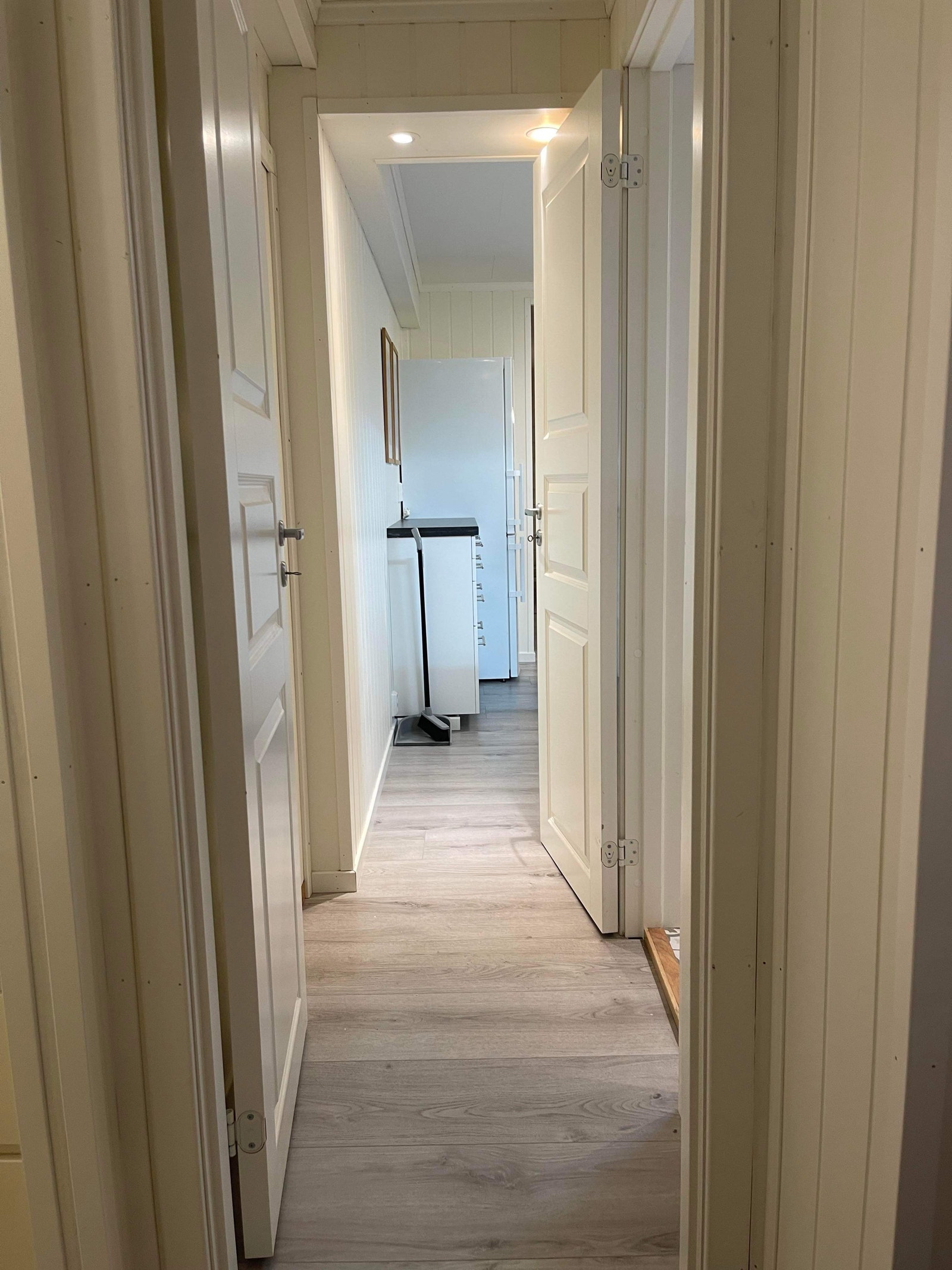 Gang mellom kjøkken og soverom Galleribilde