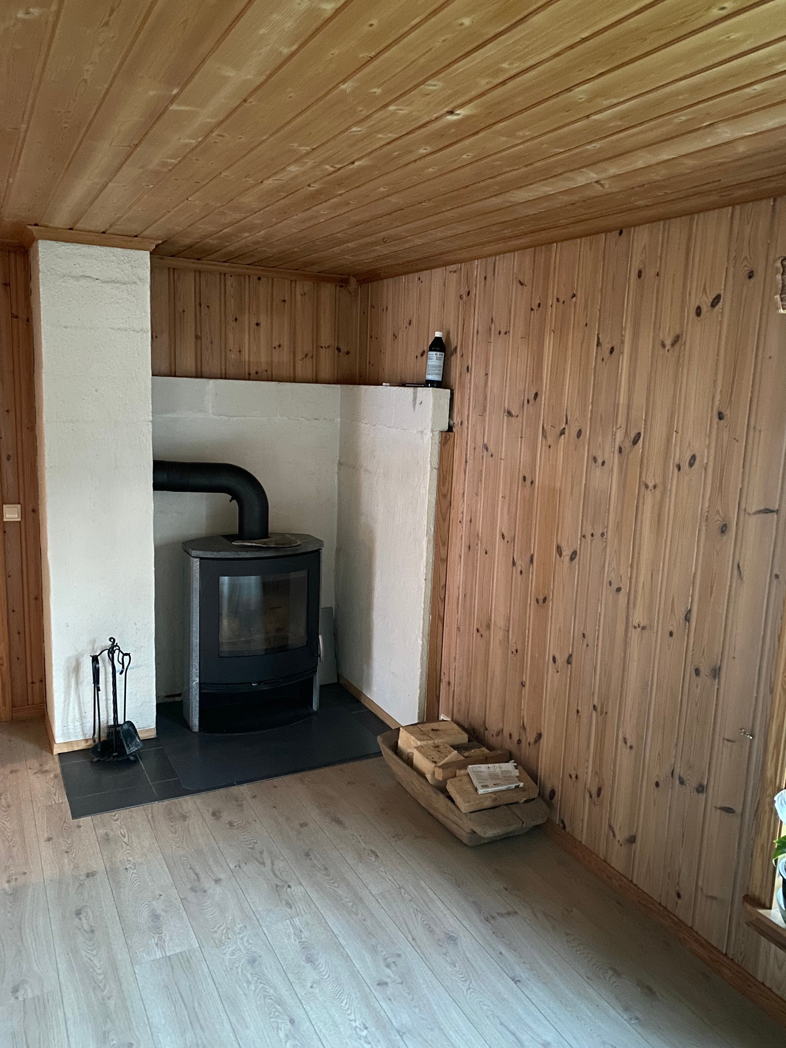 vedovn på stua (hovedetasje) Galleribilde