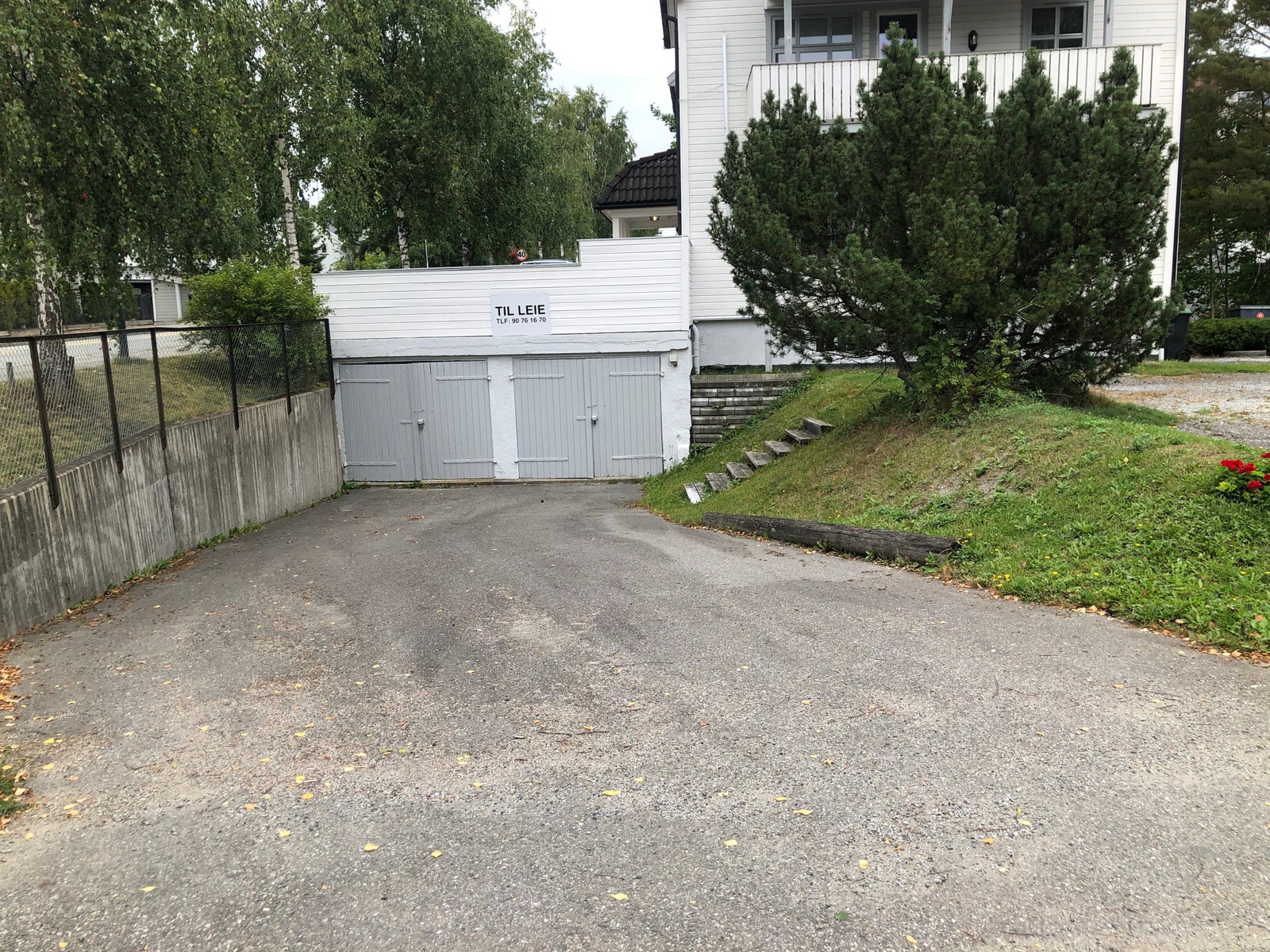 Inngang døren til høyre Galleribilde