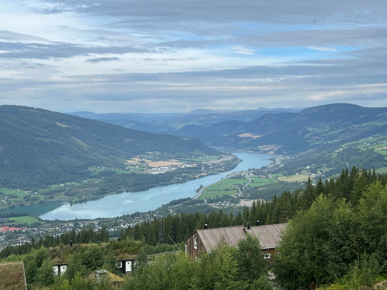 Utsikt fra tomten Galleribilde