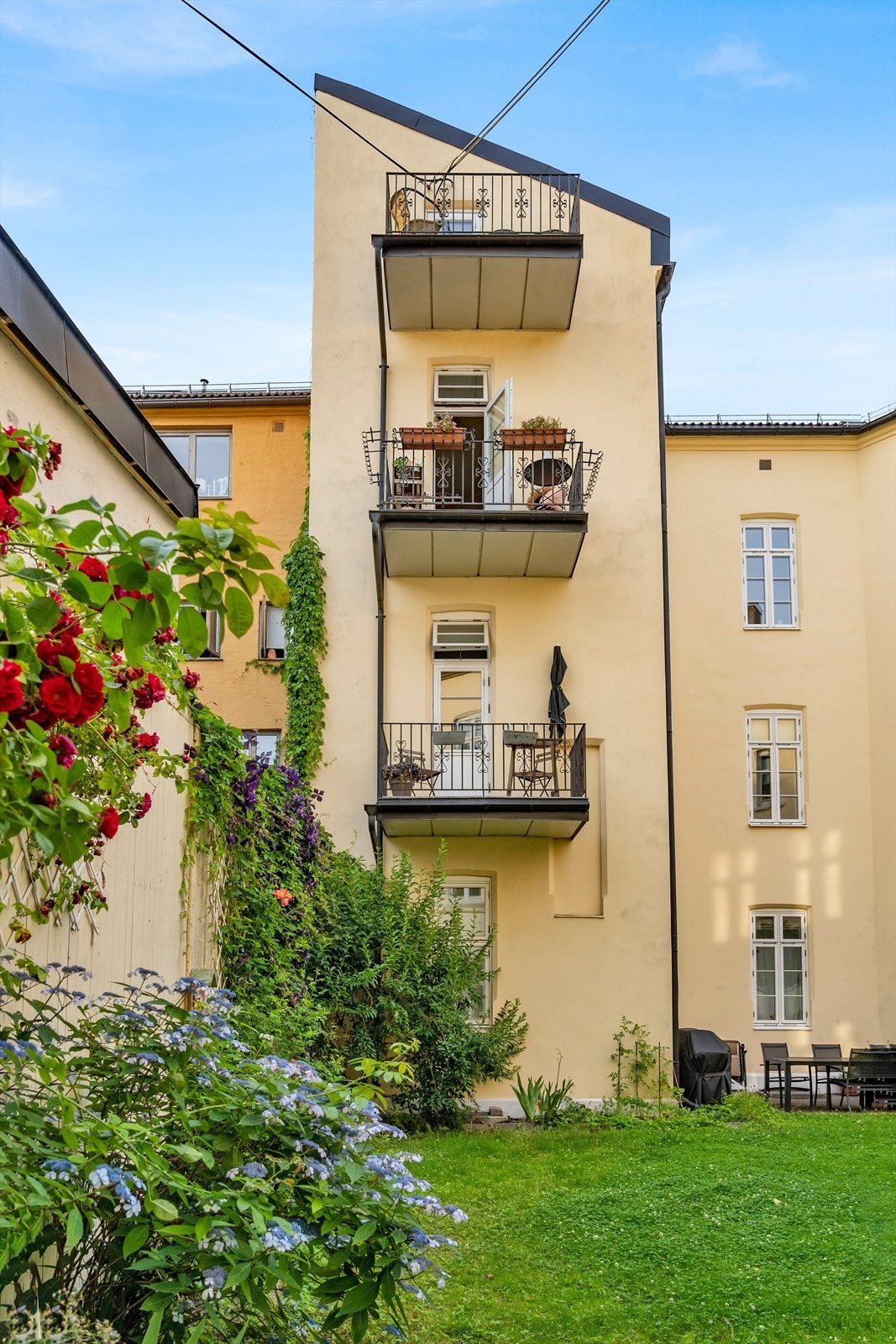 Her er det stille og rolig med muligheter for å samles for grillkveld og hygge Galleribilde