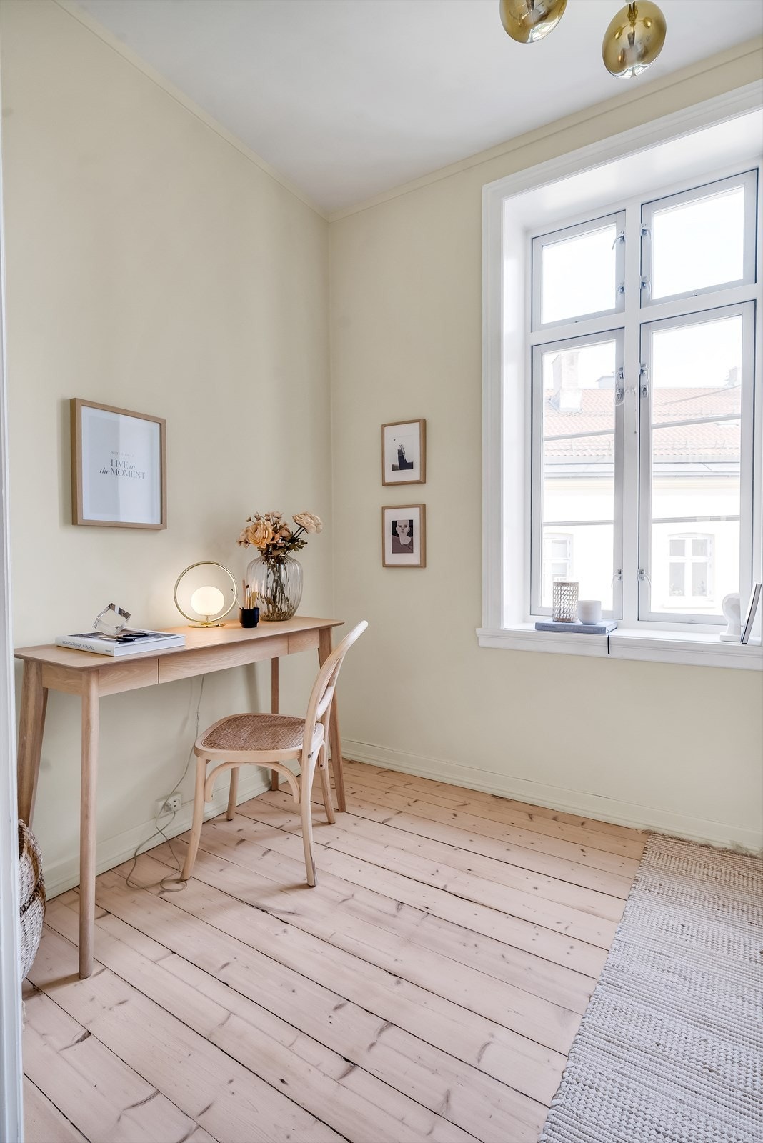 Godt med plass og mye lysinnslipp Galleribilde