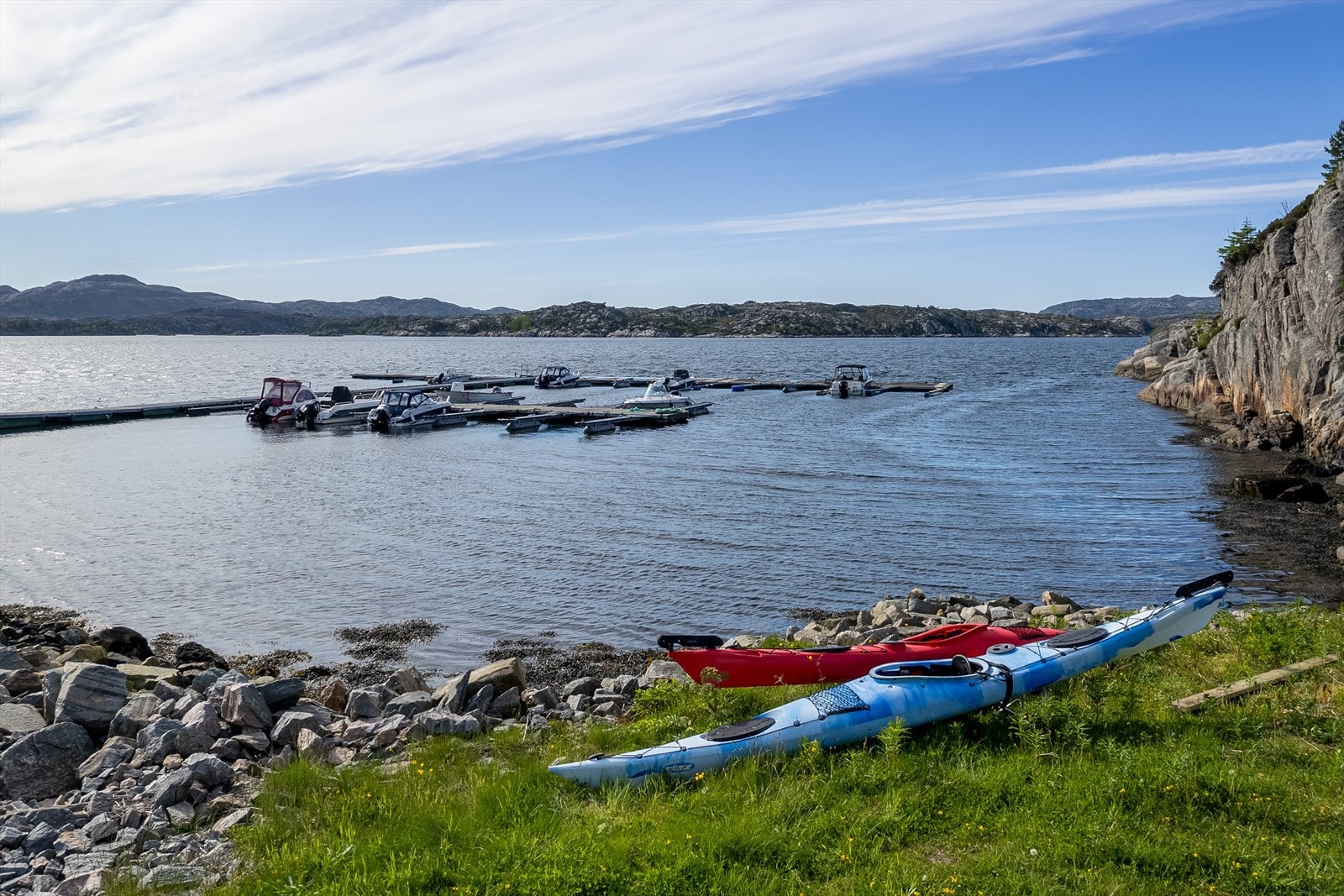 Her kan du leve hyttedrømmen, rolig og tilbaketrukket, i idylliske omgivelser! Galleribilde