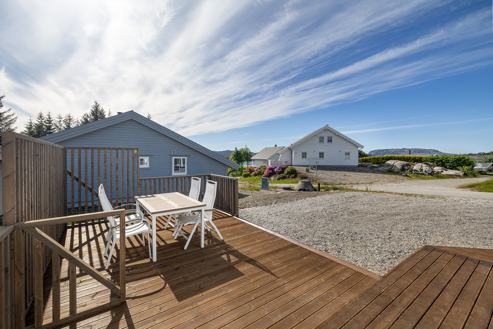 Her kan du leve hyttedrømmen, rolig og tilbaketrukket, i idylliske omgivelser! Galleribilde