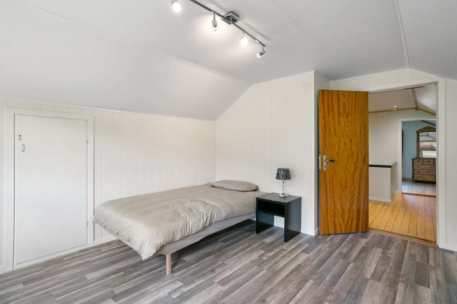 Liagarden 38 | Soverom 3 | Loft Galleribilde