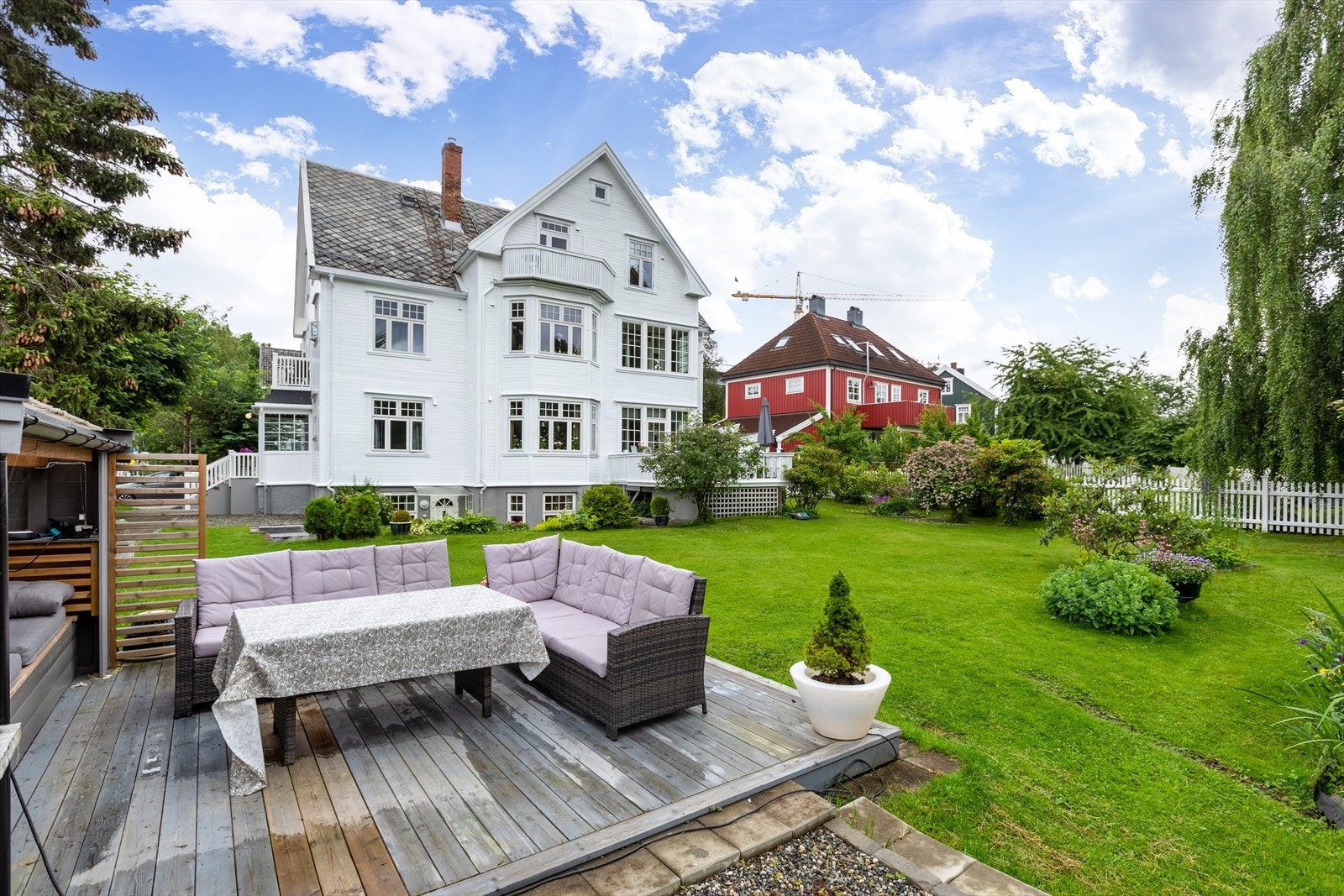 Soleplass og tomt Galleribilde