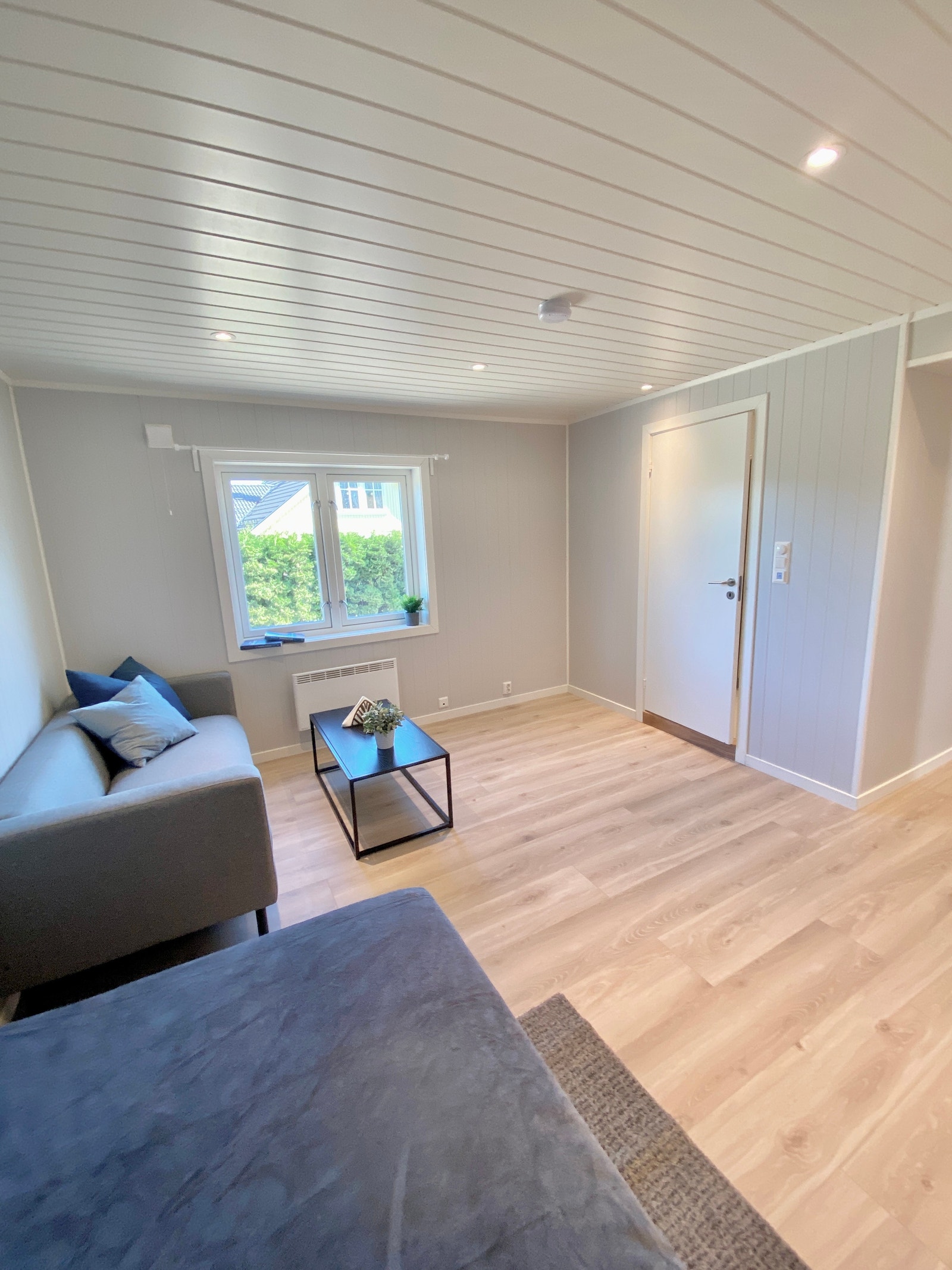 Bred seng på 120cm Galleribilde