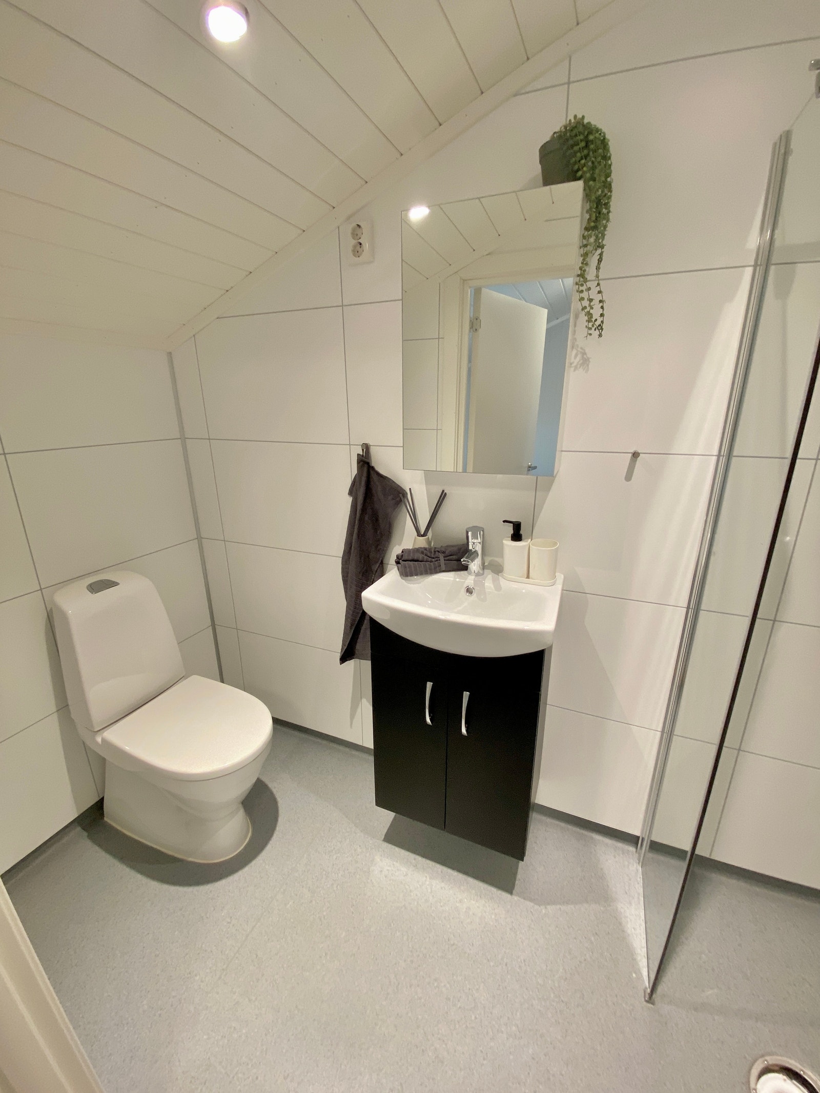 Bad med varme i gulv Galleribilde