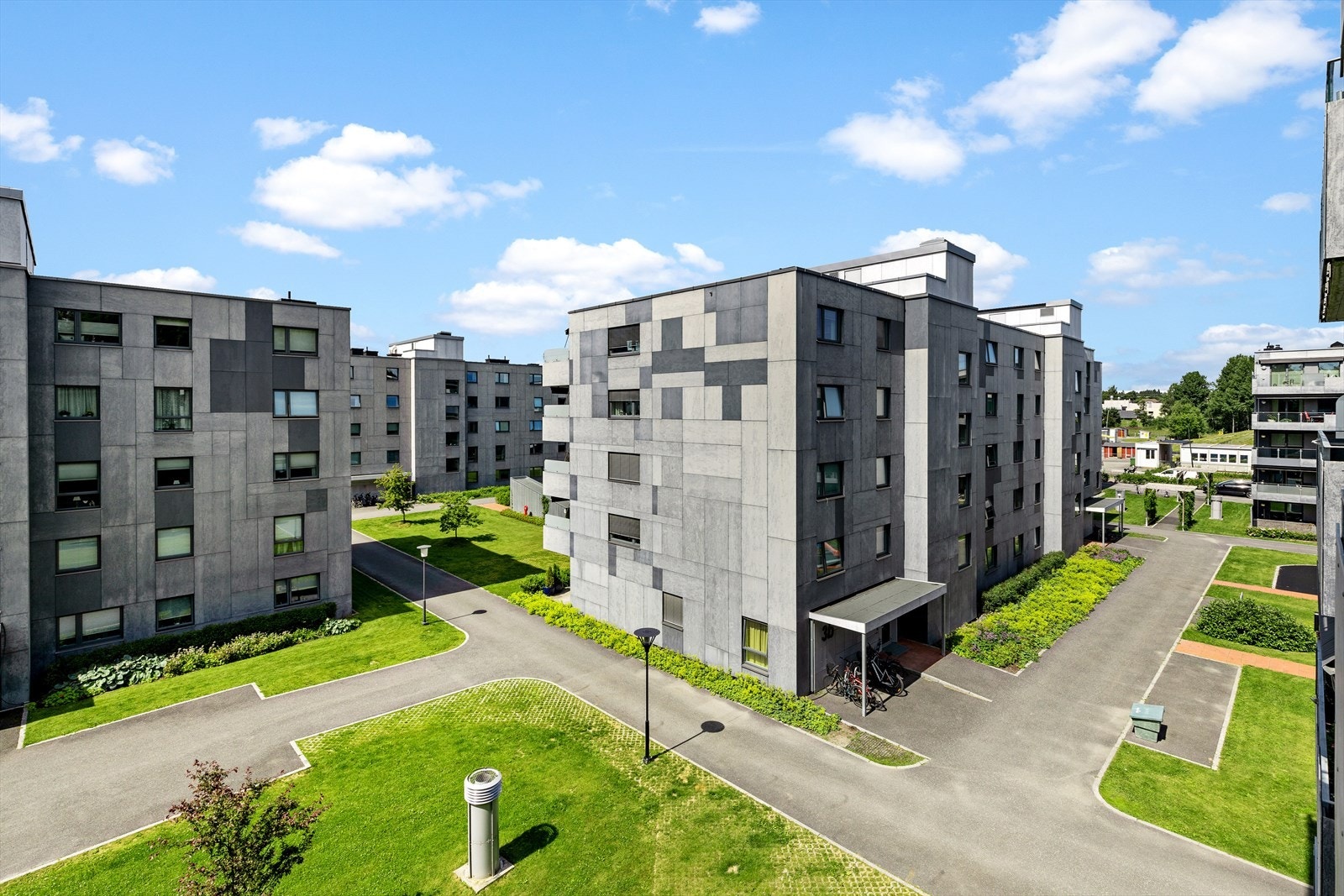 Nabolaget fra balkongen Galleribilde