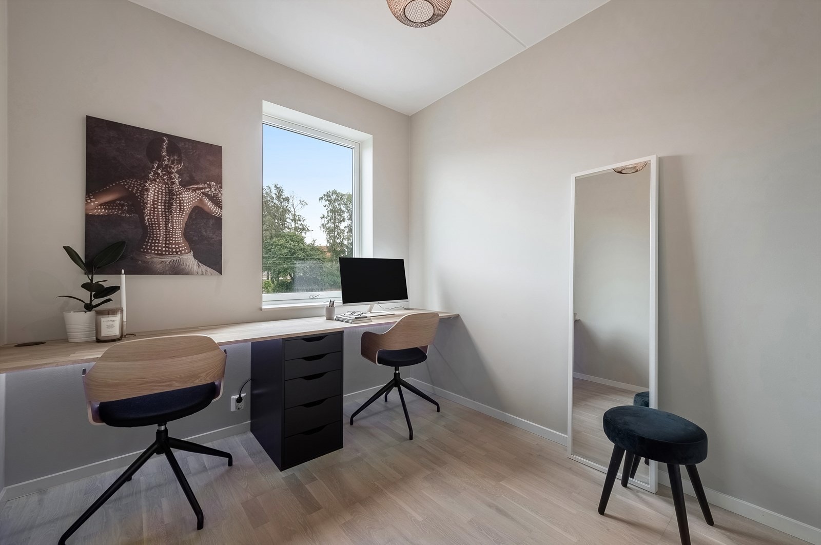 Soverom 2 egner seg godt som barnerom, gjesterom eller kontor. Galleribilde