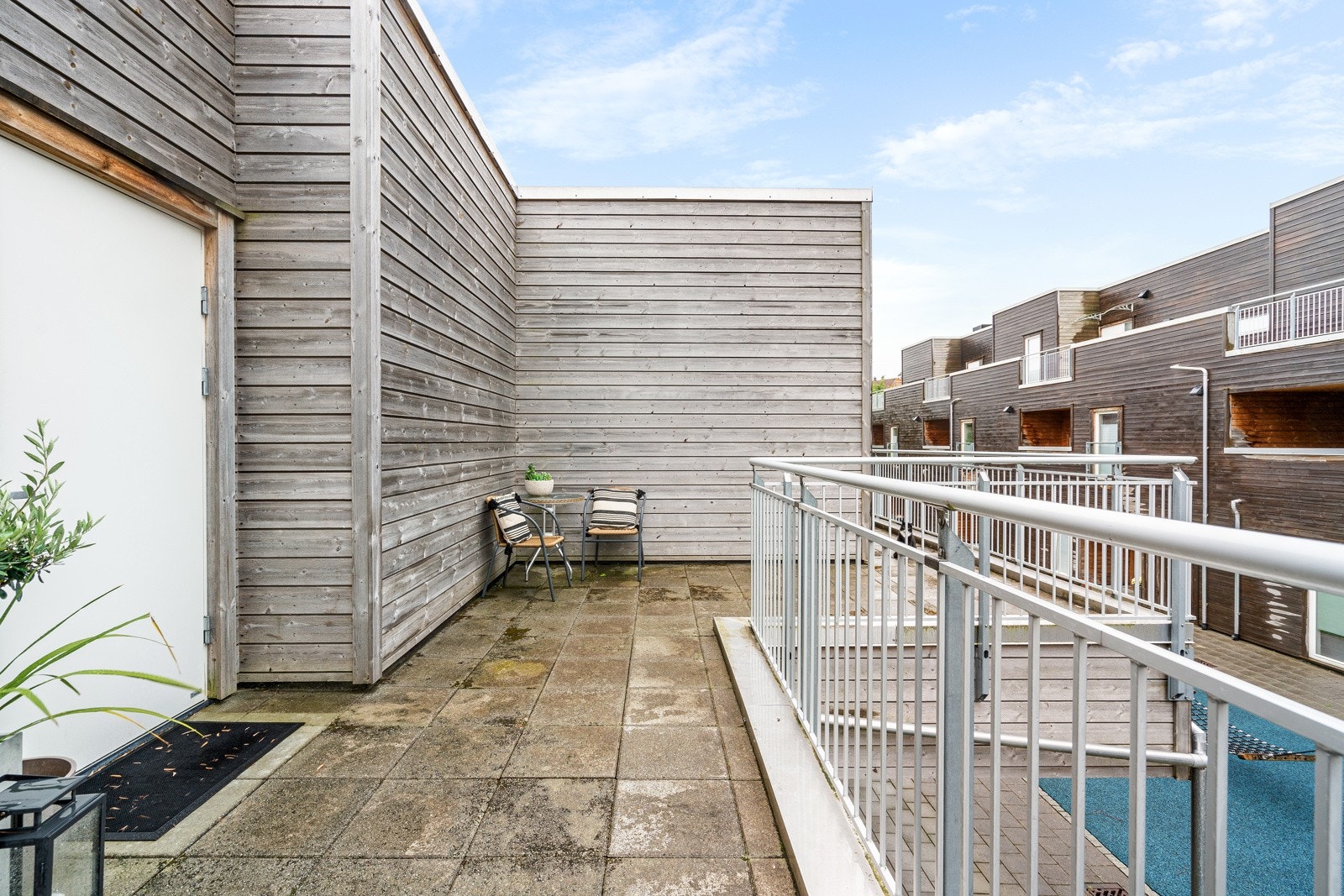 Uteområde. Galleribilde