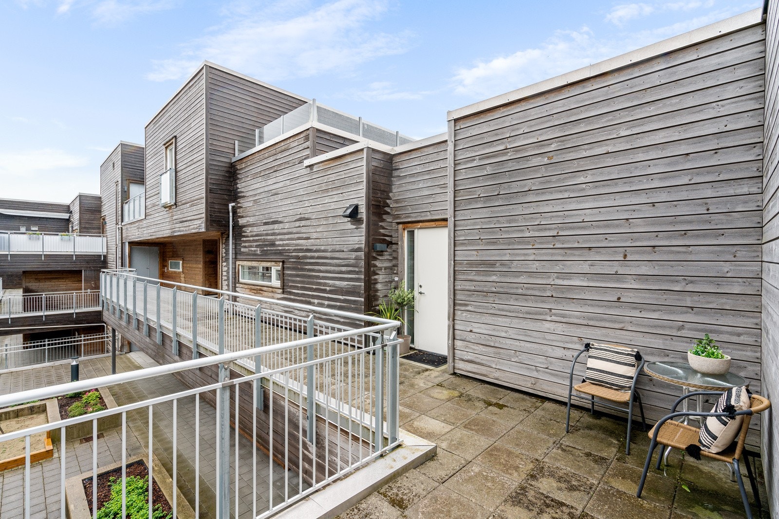 Uteområde. Her kan man nyte ettermiddagssolen. Galleribilde