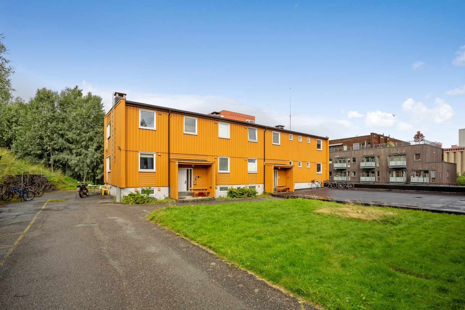 Fra leiligheten er det gang- og sykkelavstand til alt du skulle trenge i hverdagen, samt et ypperlig kollektivtilbud Galleribilde