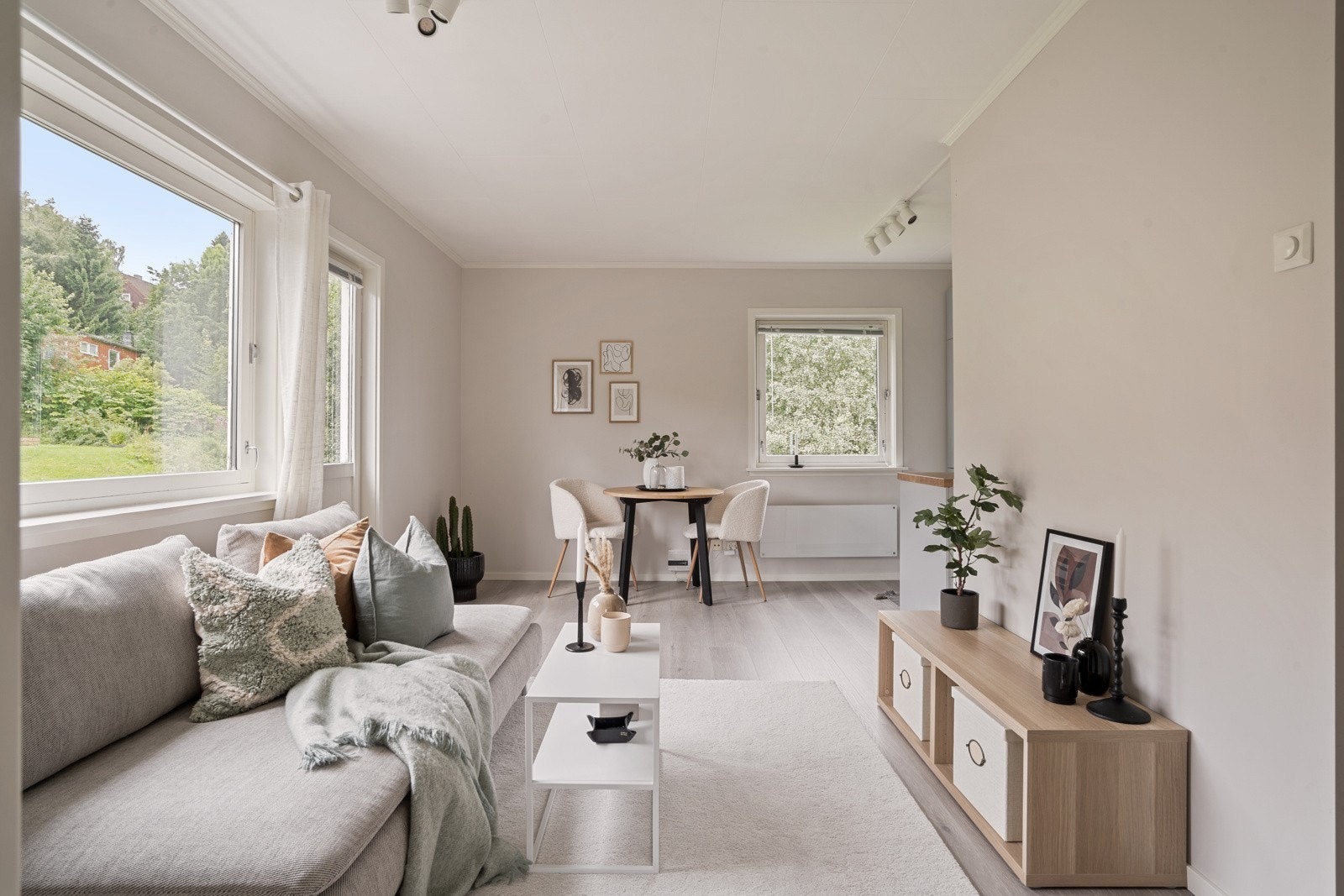 Velkommen til Hanskemakerbakken 9B - En lekker 2-roms leilighet i 2. etasje, beliggende i idylliske Ila Galleribilde