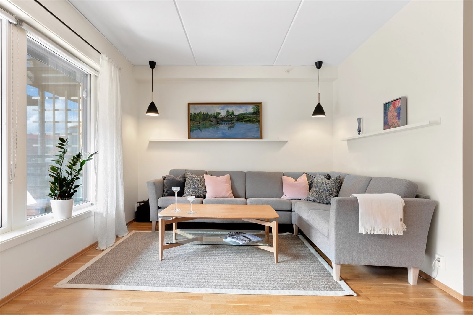 I denne kroken er det perfekt å plassere sofagruppen. Galleribilde