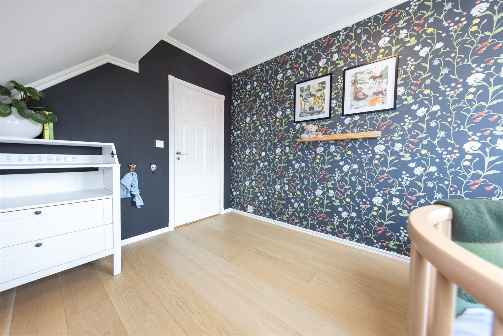 Soverom to som fungere utmerket som barnerom Galleribilde