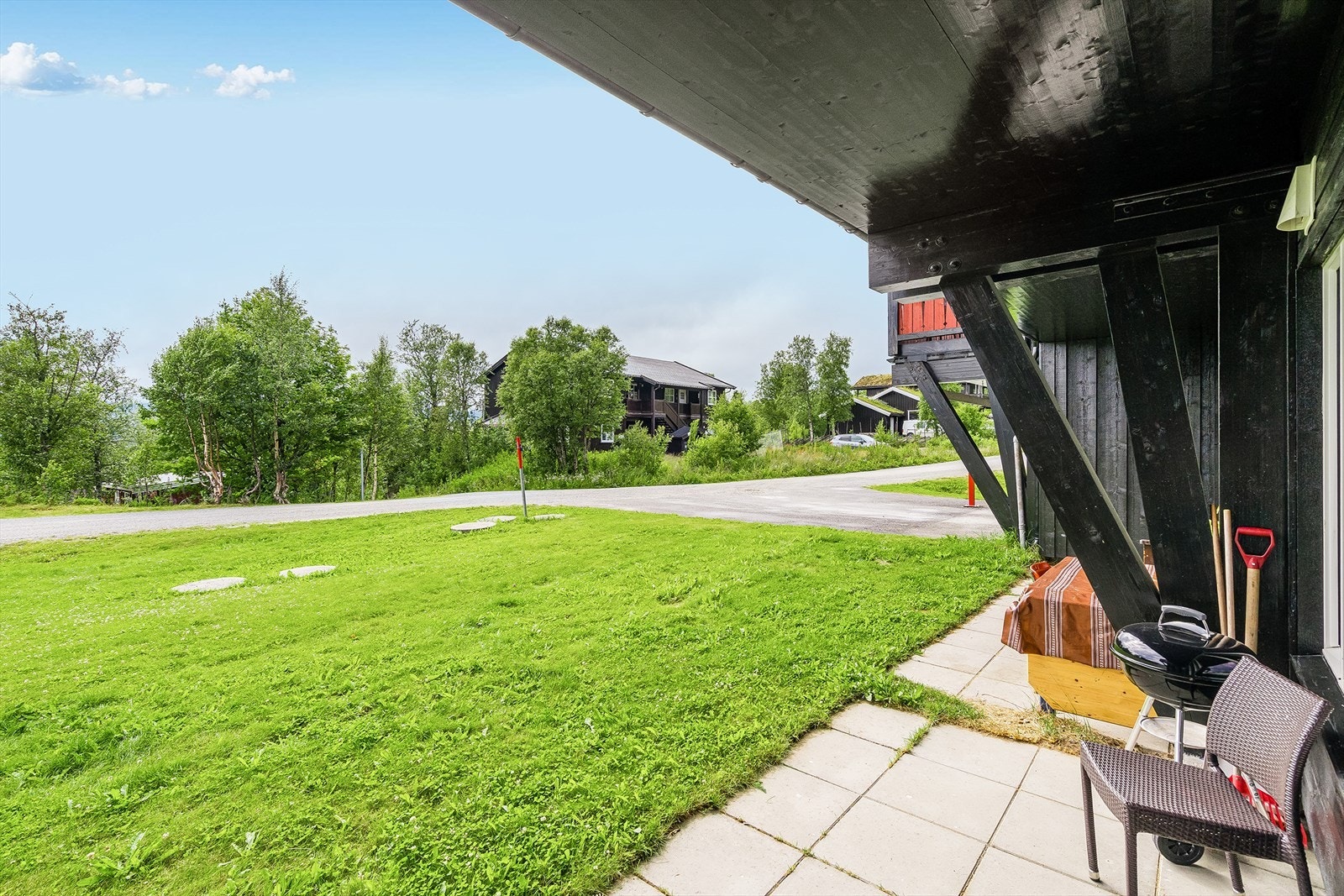 Med leilighet på bakkeplan, får du litt ekstra boltreplass utendørs. Galleribilde