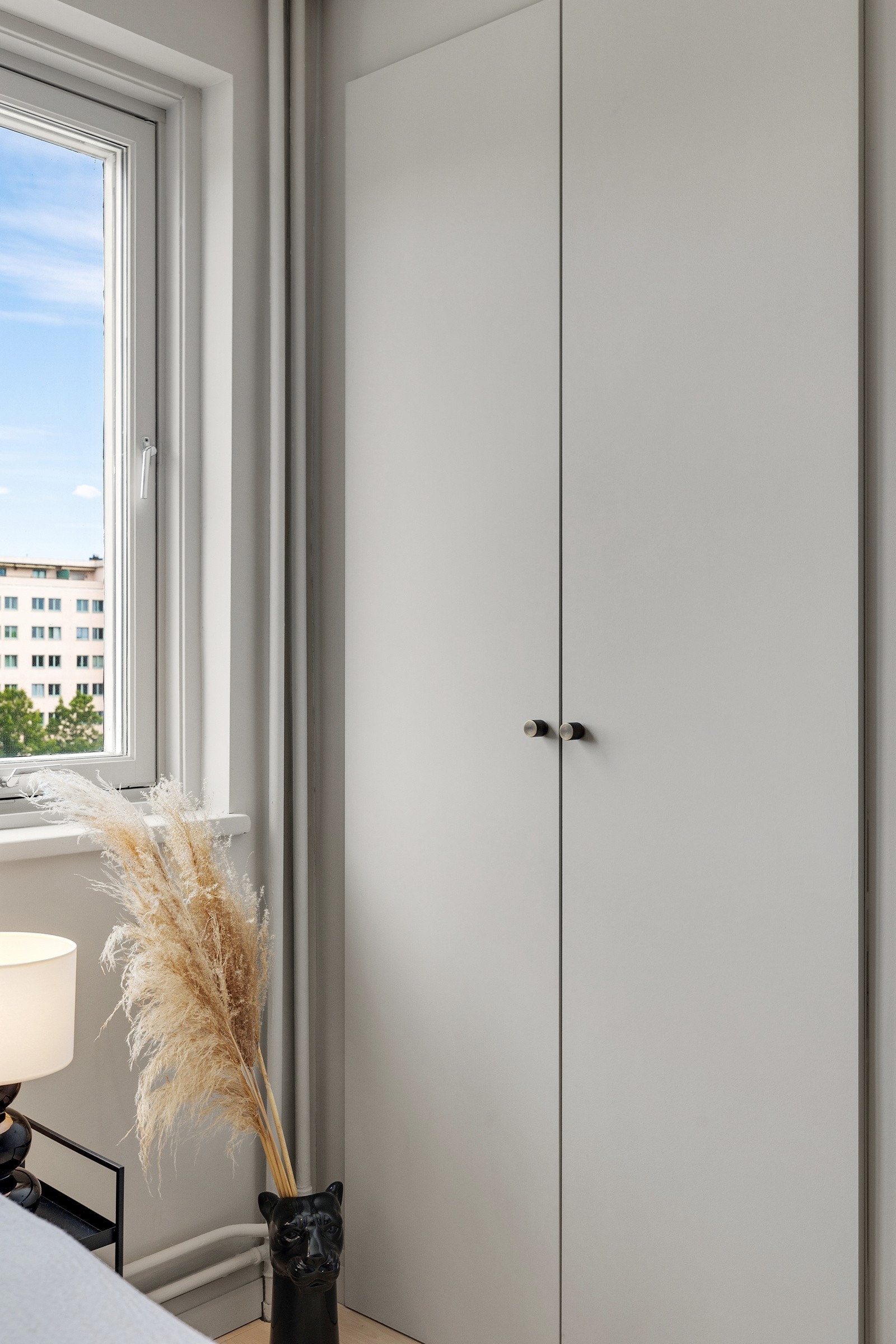 Integrert klesskap på soverom 2. Galleribilde