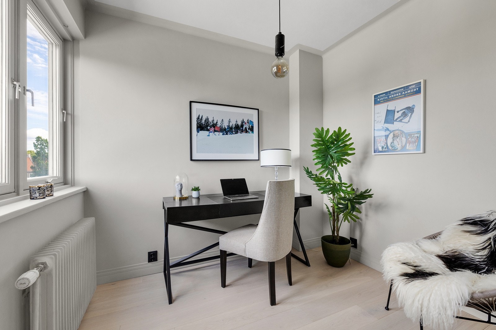 Soverom 3. vender også mot Marienlystparken. Galleribilde