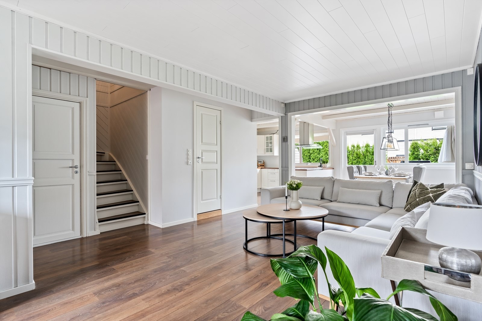 Det er en praktisk bod på ca. 1 m². Galleribilde