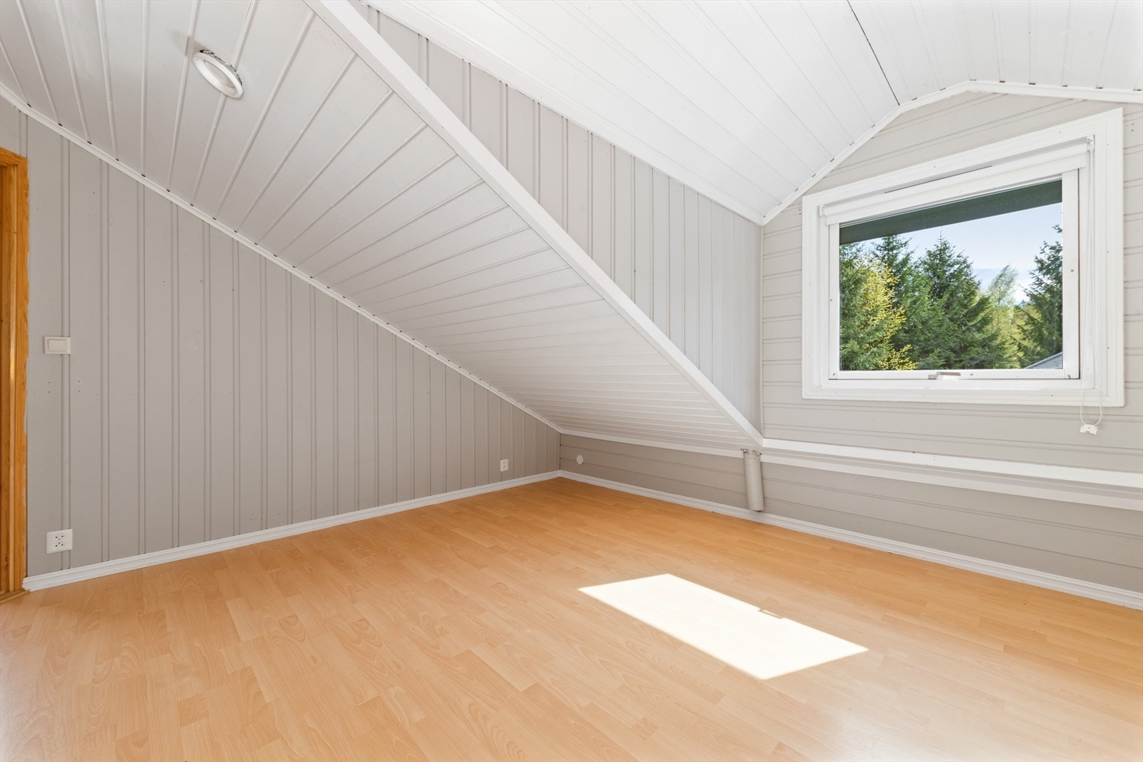 Lyst soverom Galleribilde