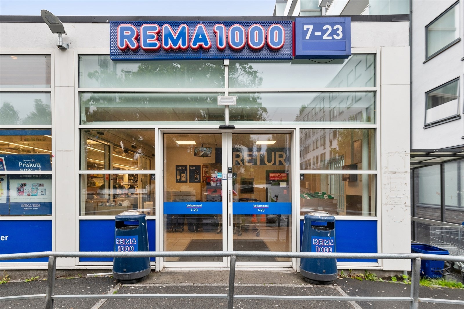 Kort vei til nærmeste dagligvare med lang åpningstid! Galleribilde