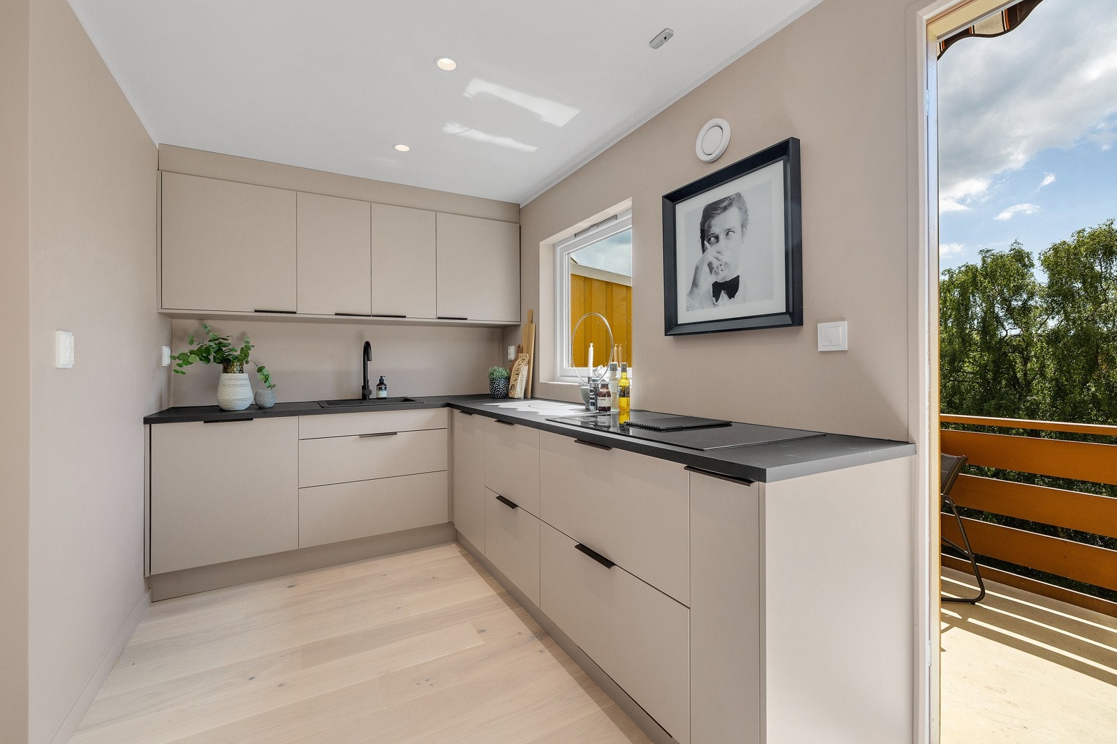 Kjøkkeninnredning fra HTH Galleribilde