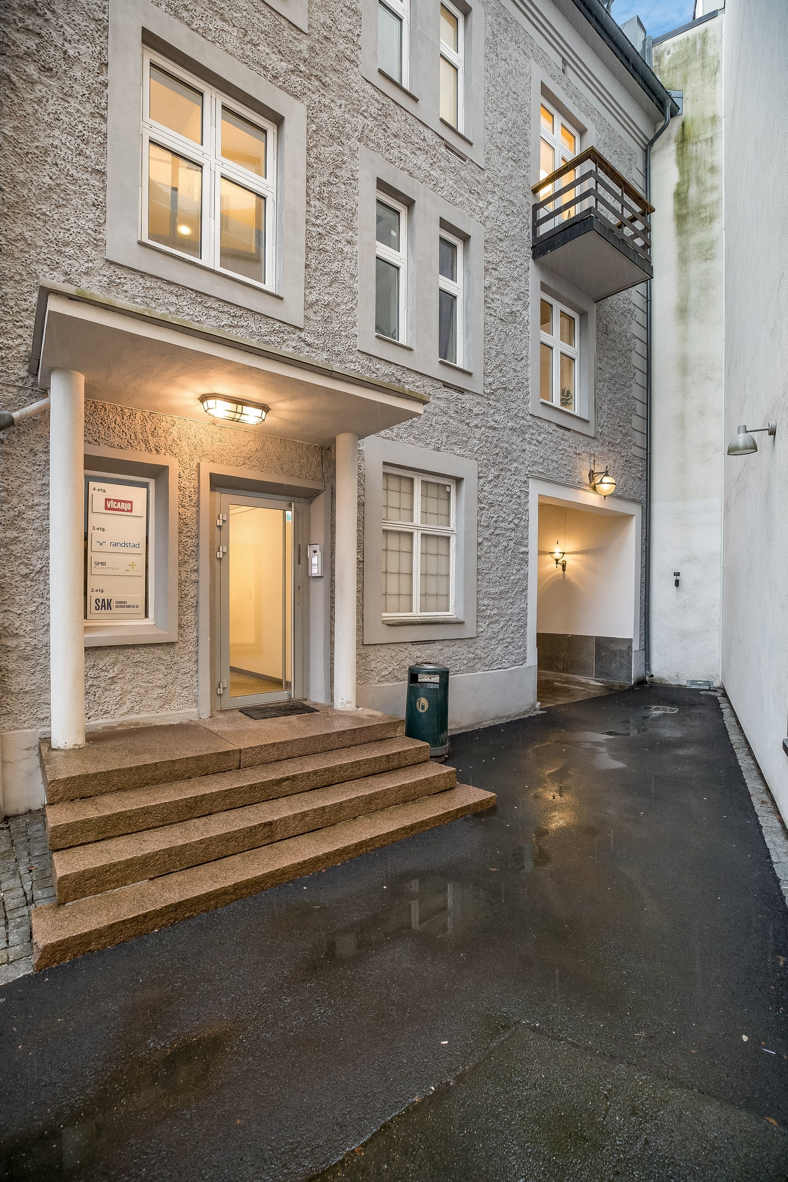 Fra inngangen til lokalene. Galleribilde