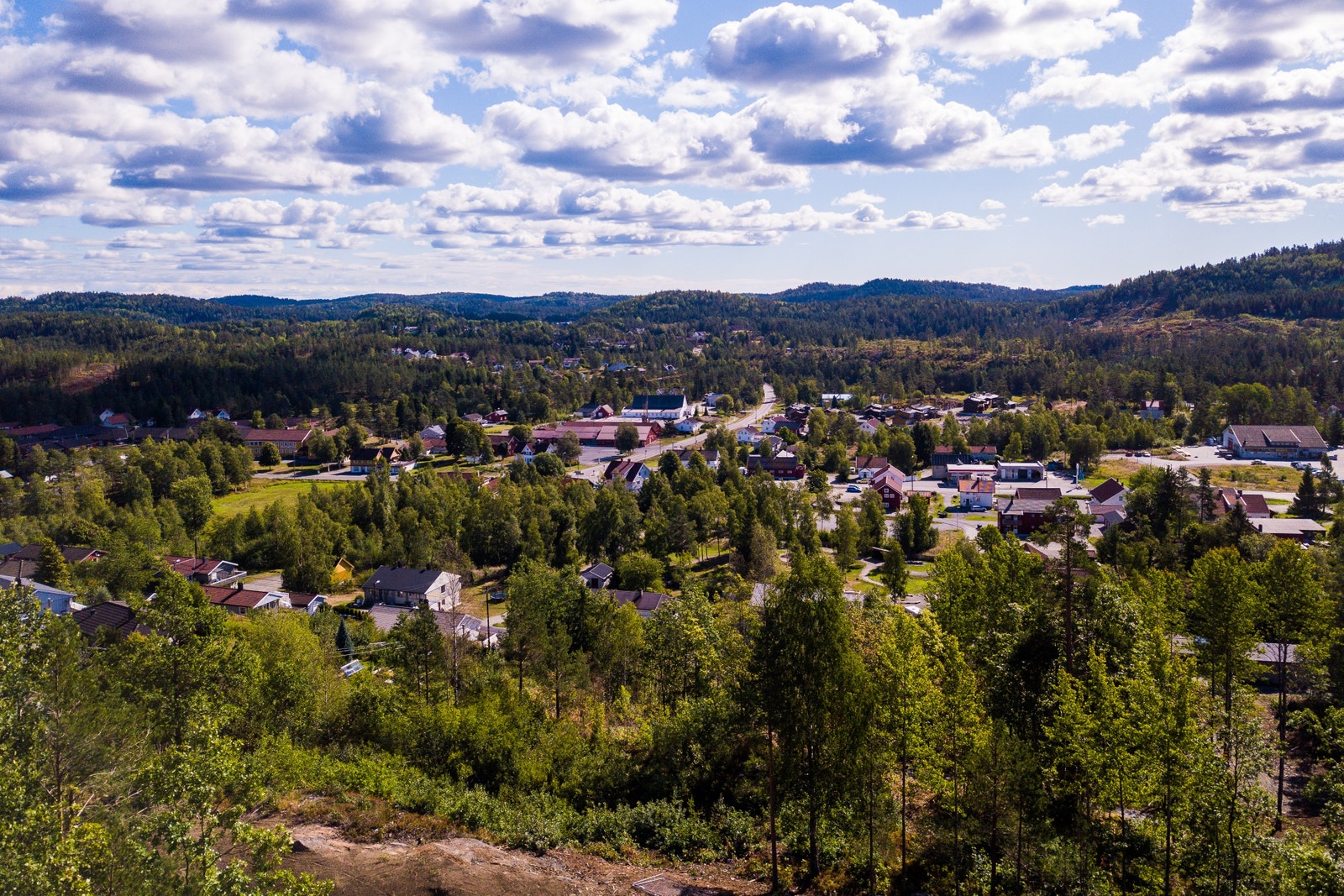 Utsikt fra Djuptjennhaugen IV mot sentrum (sørover) Galleribilde