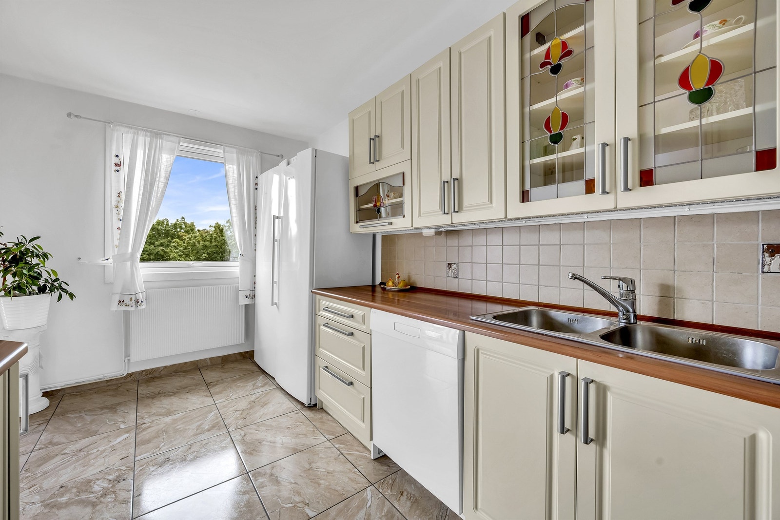 Rugdeberget 6 Galleribilde