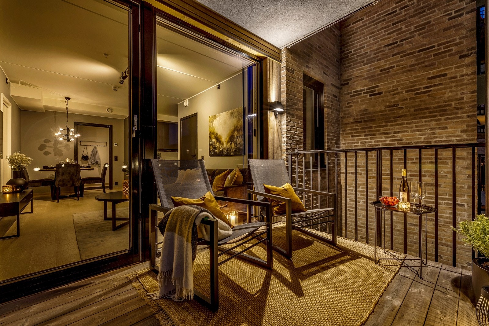 Velkommen til en fresh og moderne 3-roms selveierleilighet fra 2021, presentert av Kristian Bjørnstad Hansen. Galleribilde