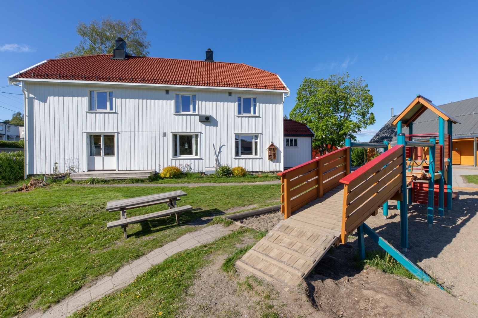 Nygård Barnehage ligger en kort rusletur unna, kun 400 m fra døra. Galleribilde