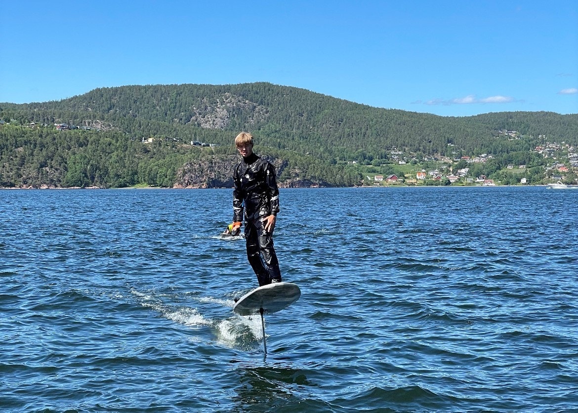 Utleie av e-foil på Resorten i sommer. Galleribilde