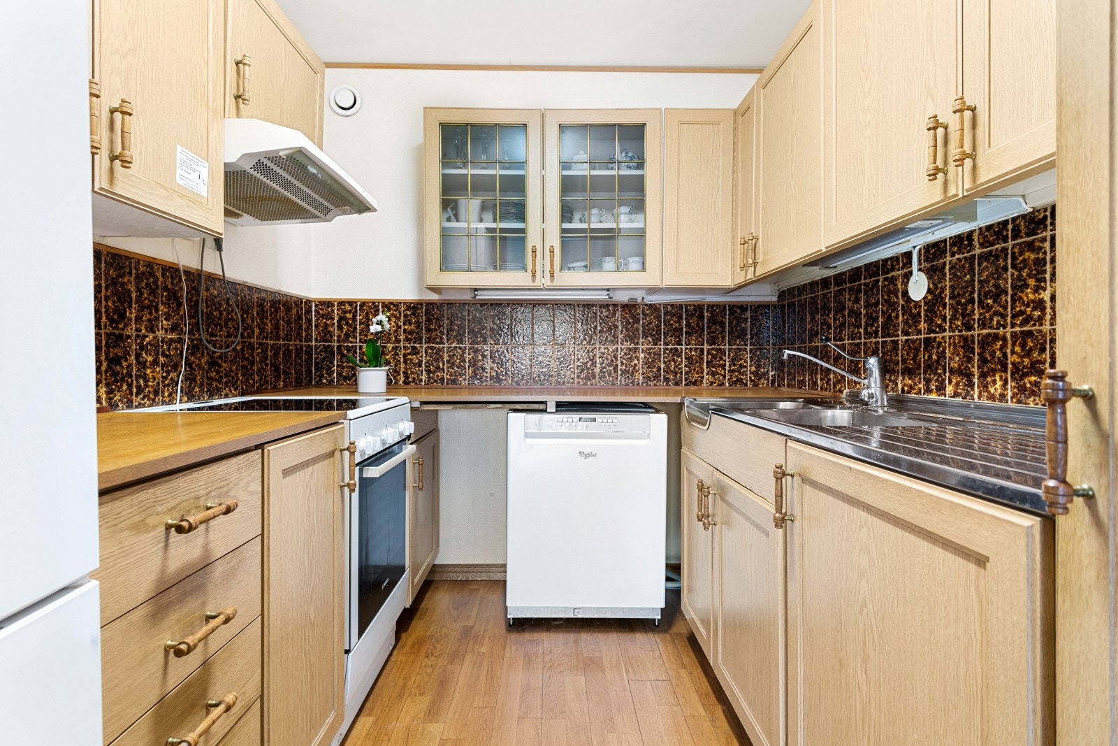 Muligheter for å åpne kjøkkenet med stuen. Galleribilde