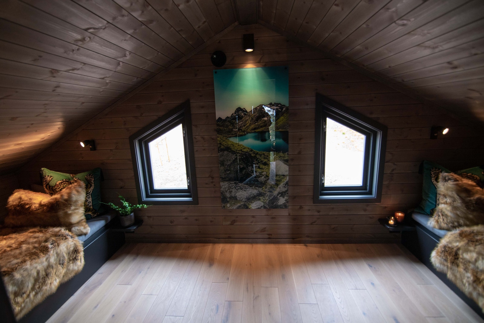 2,15 meter takhøyde og 4 sengeplasser. Galleribilde