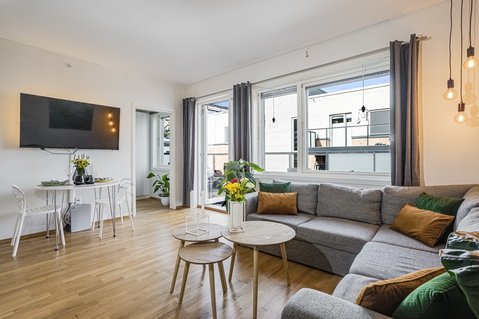 Lys og tiltalende stue Galleribilde