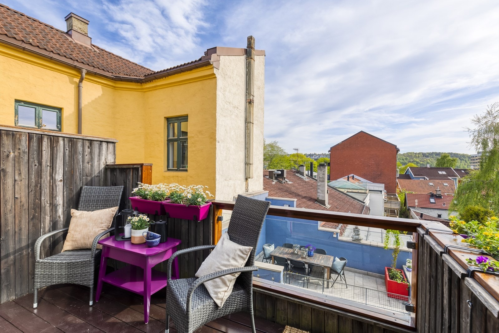 Terrassen er har tidlig sol til sen kveld Galleribilde