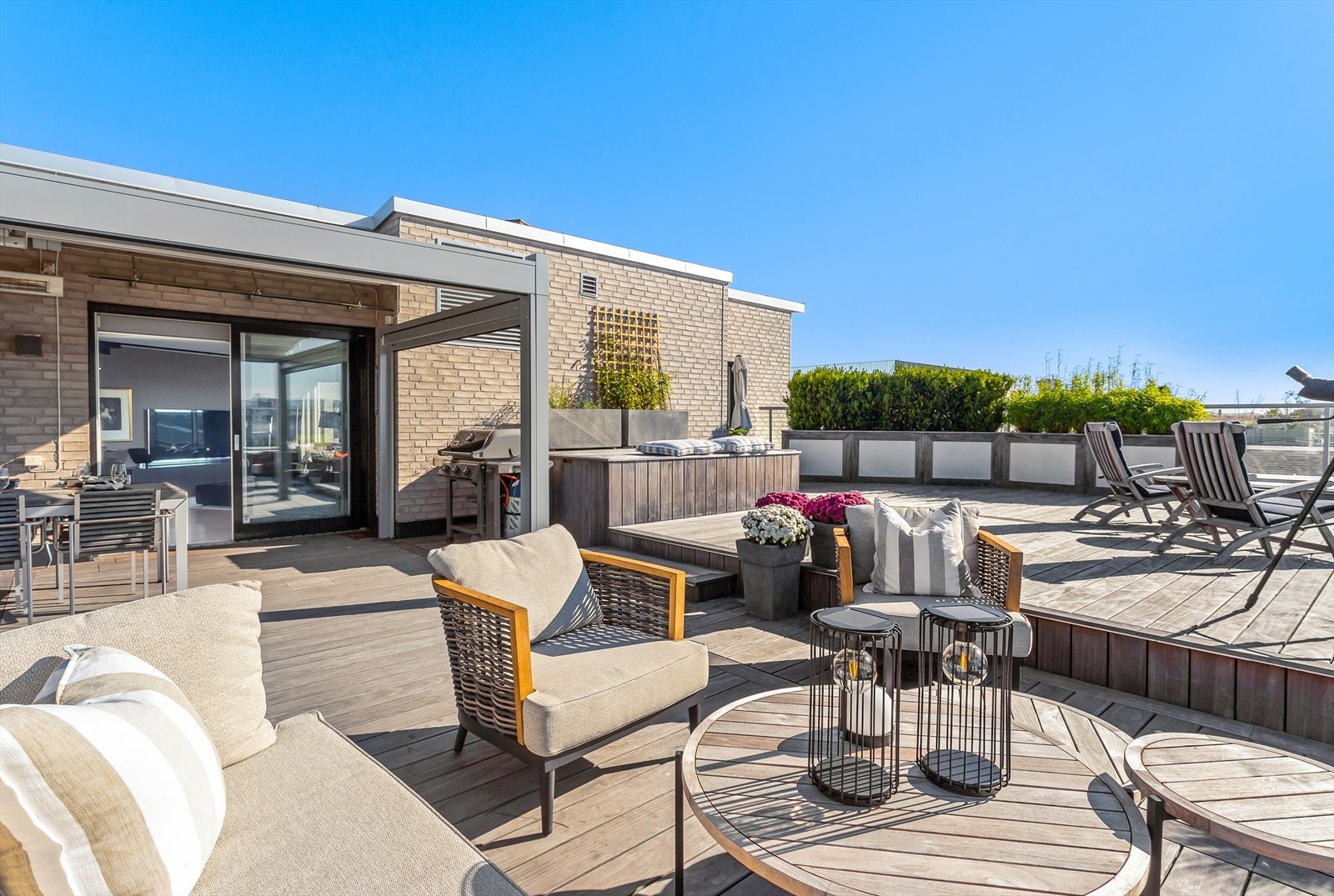 Stor privat takterrasse på hele 115 kvm med særdeles fin beliggenhet på Sørenga Galleribilde